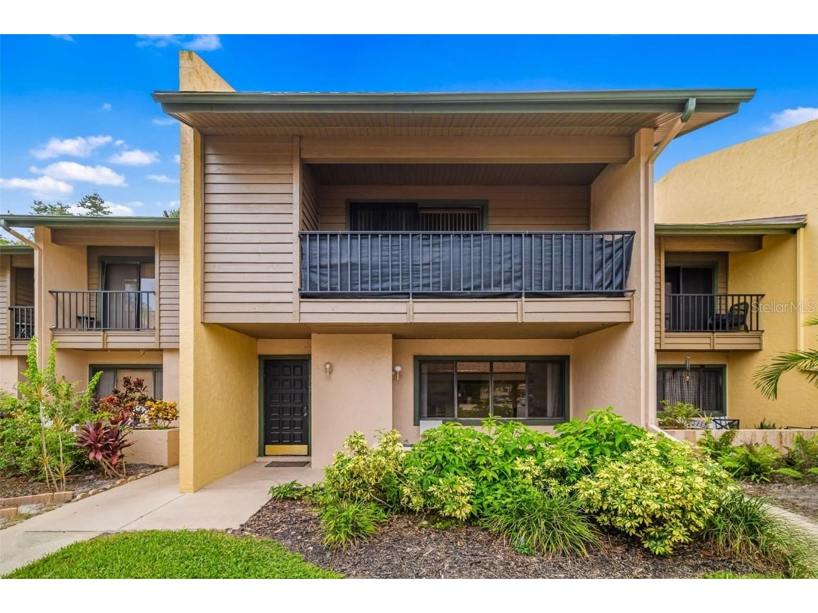 972 Sunridge Drive #972 Sarasota FL 34234 A4666291 image1