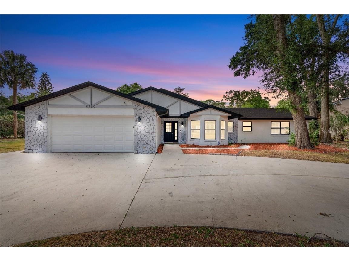 9720 Fairway Circle Leesburg FL 34788 V4942628 image1