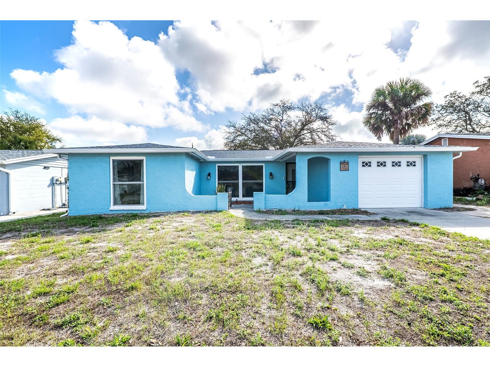 9720 Gray Fox Lane Port Richey FL 34668 W7883748 image1