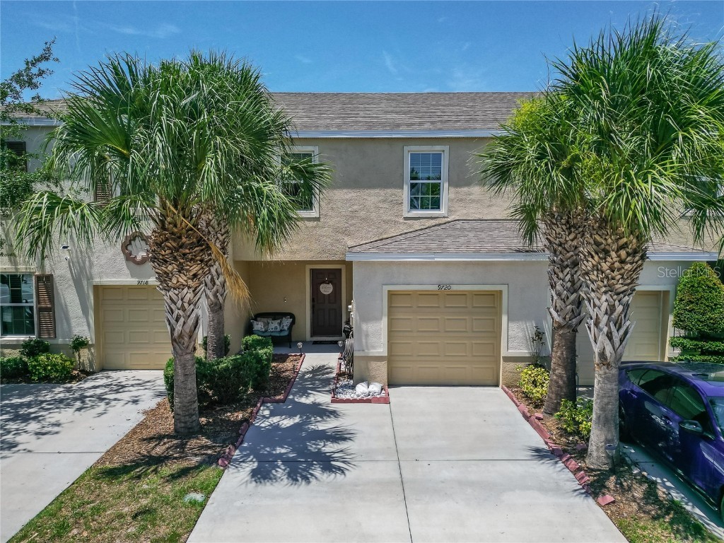 9720 Hound Chase Drive Gibsonton FL 33534 TB8389869 image1