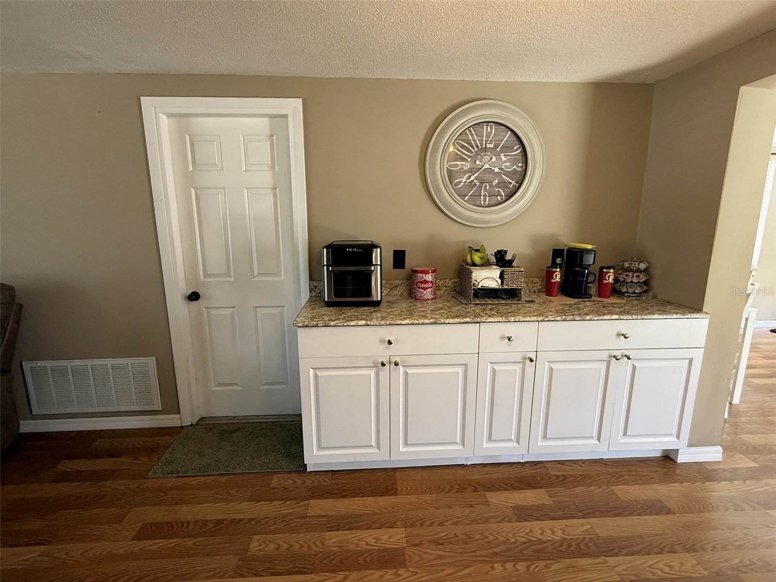 9721 Lake Chrise Lane Port Richey FL 34668 W7884794 image5