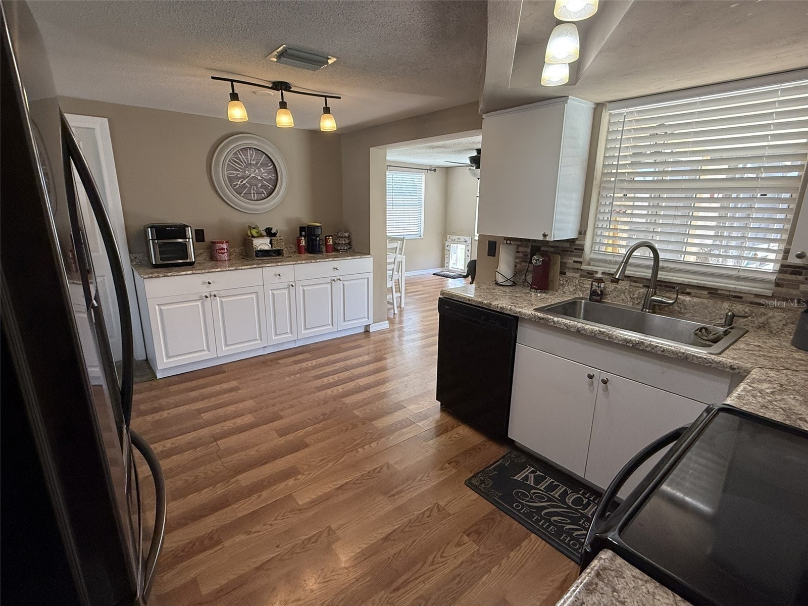 9721 Lake Chrise Lane Port Richey FL 34668 W7884794 image6