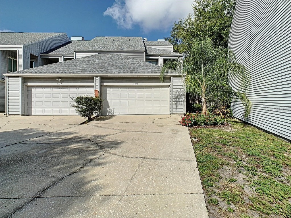 9722 Tiffany Oaks Lane #14 Tampa FL 33612 A4666108 image1