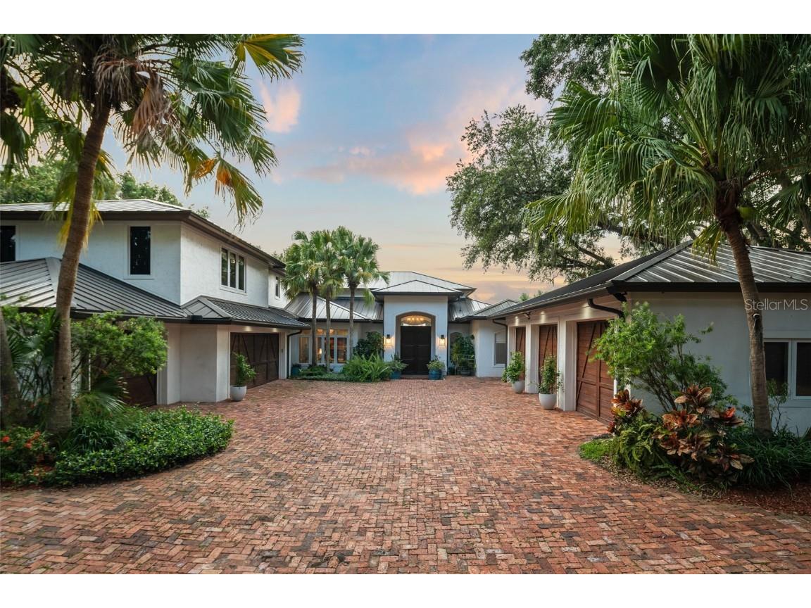 9724 Chestnut Ridge Dr Windermere FL 34786 - LAKE BESSIE O6310606 image1