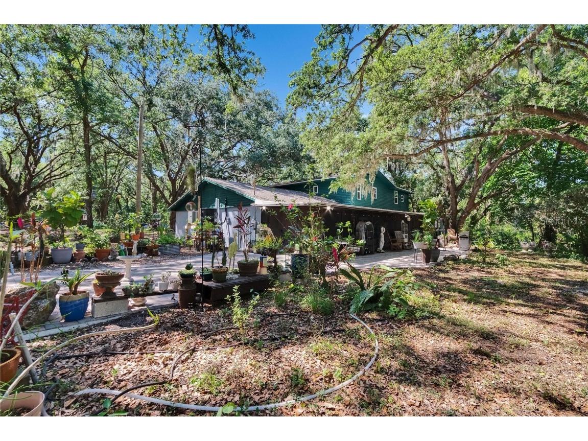 9724 Hermit Hollow Lane Gibsonton FL 33534 TB8374441 image1