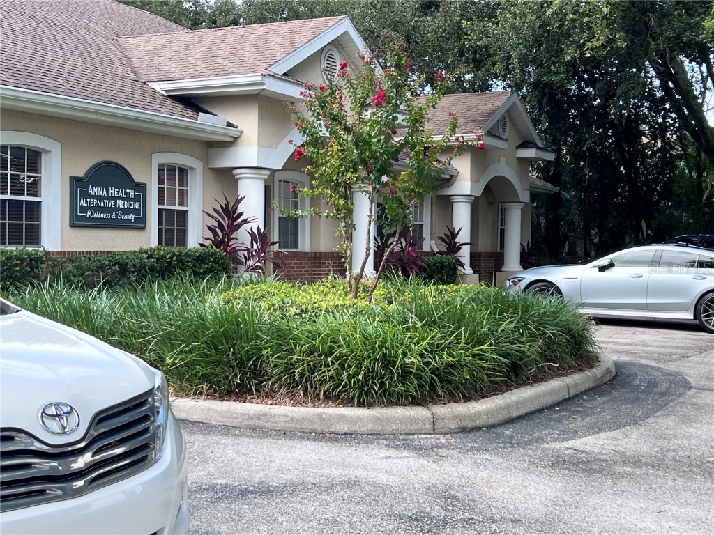 9724 N Armenia Avenue #300 Tampa FL 33612 TB8422482 image2