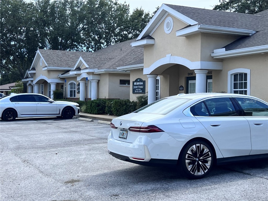 9724 N Armenia Avenue #300 Tampa FL 33612 TB8422482 image3