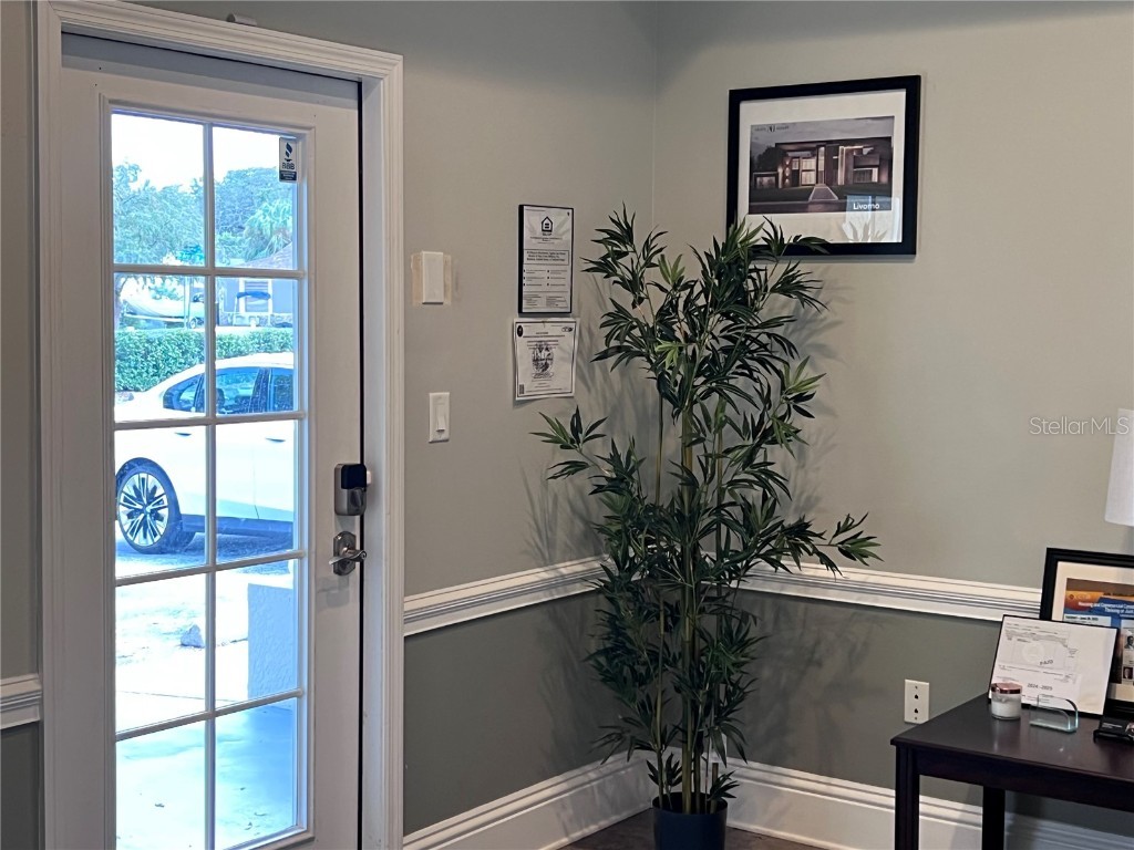 9724 N Armenia Avenue #300 Tampa FL 33612 TB8422482 image4