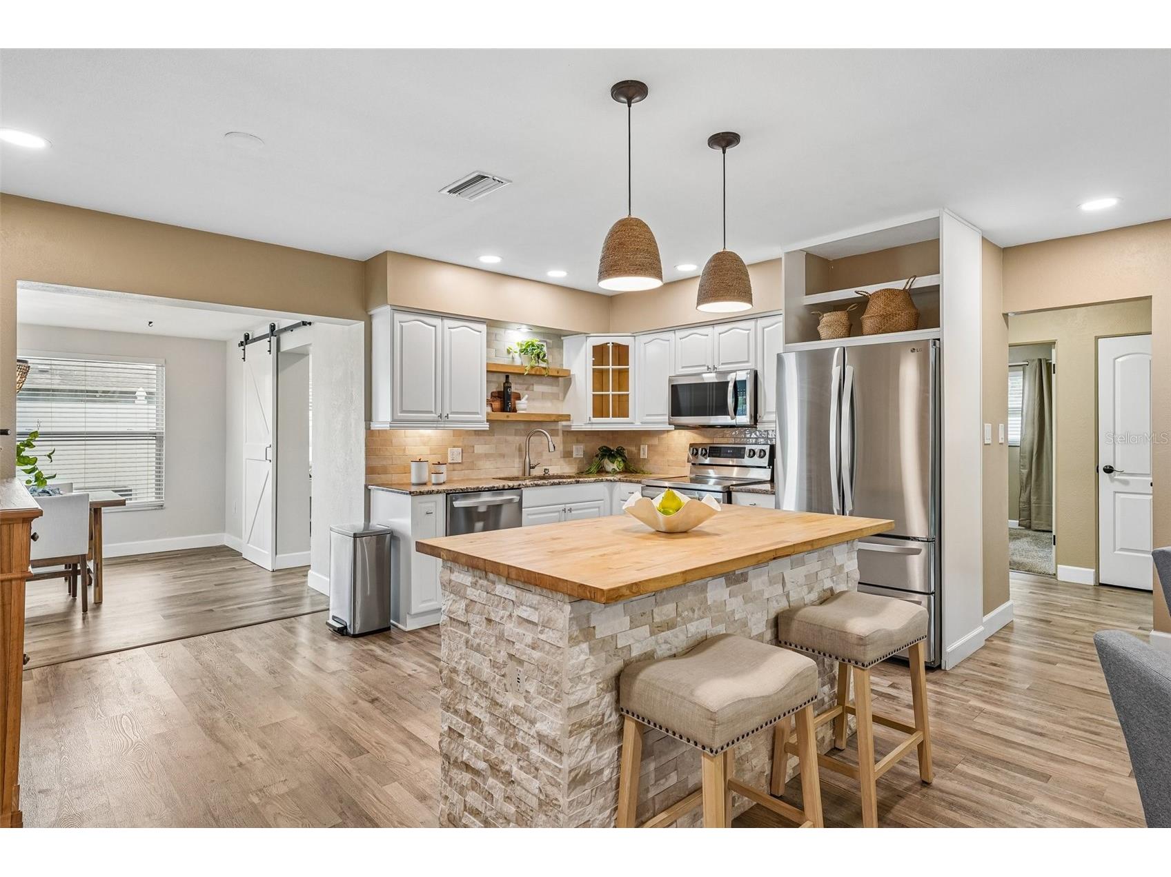 9725 48th Place N Saint Petersburg FL 33708 TB8516055 image11