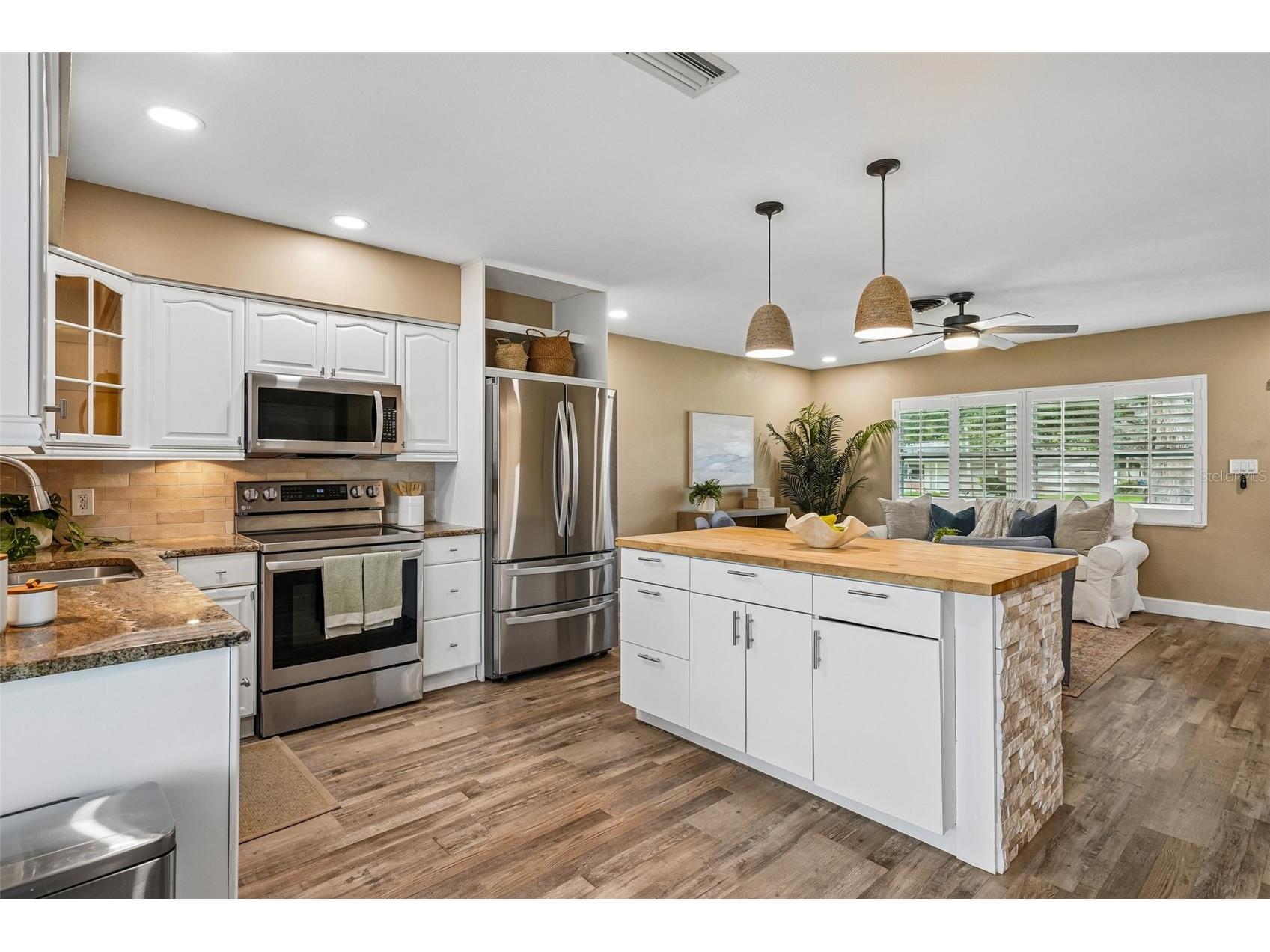 9725 48th Place N Saint Petersburg FL 33708 TB8516055 image19