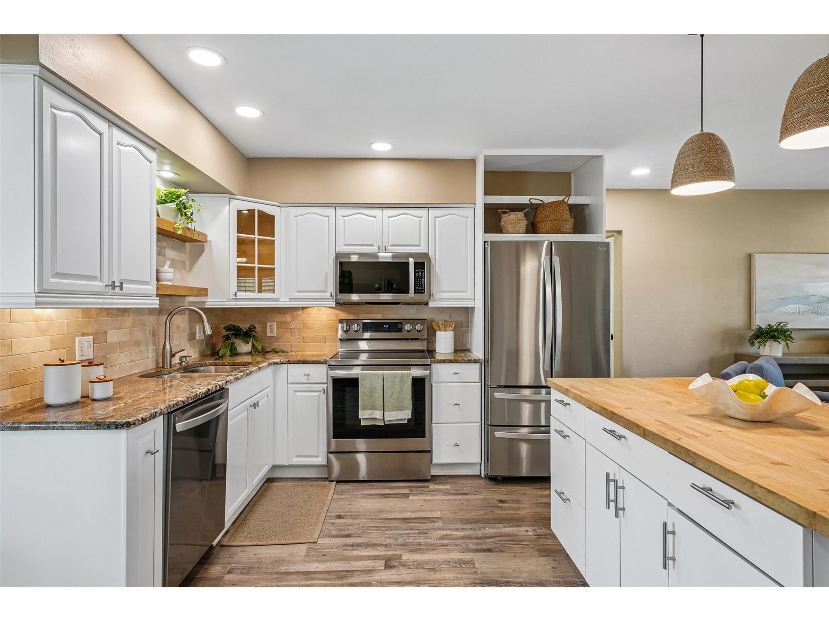 9725 48th Place N Saint Petersburg FL 33708 TB8516055 image20