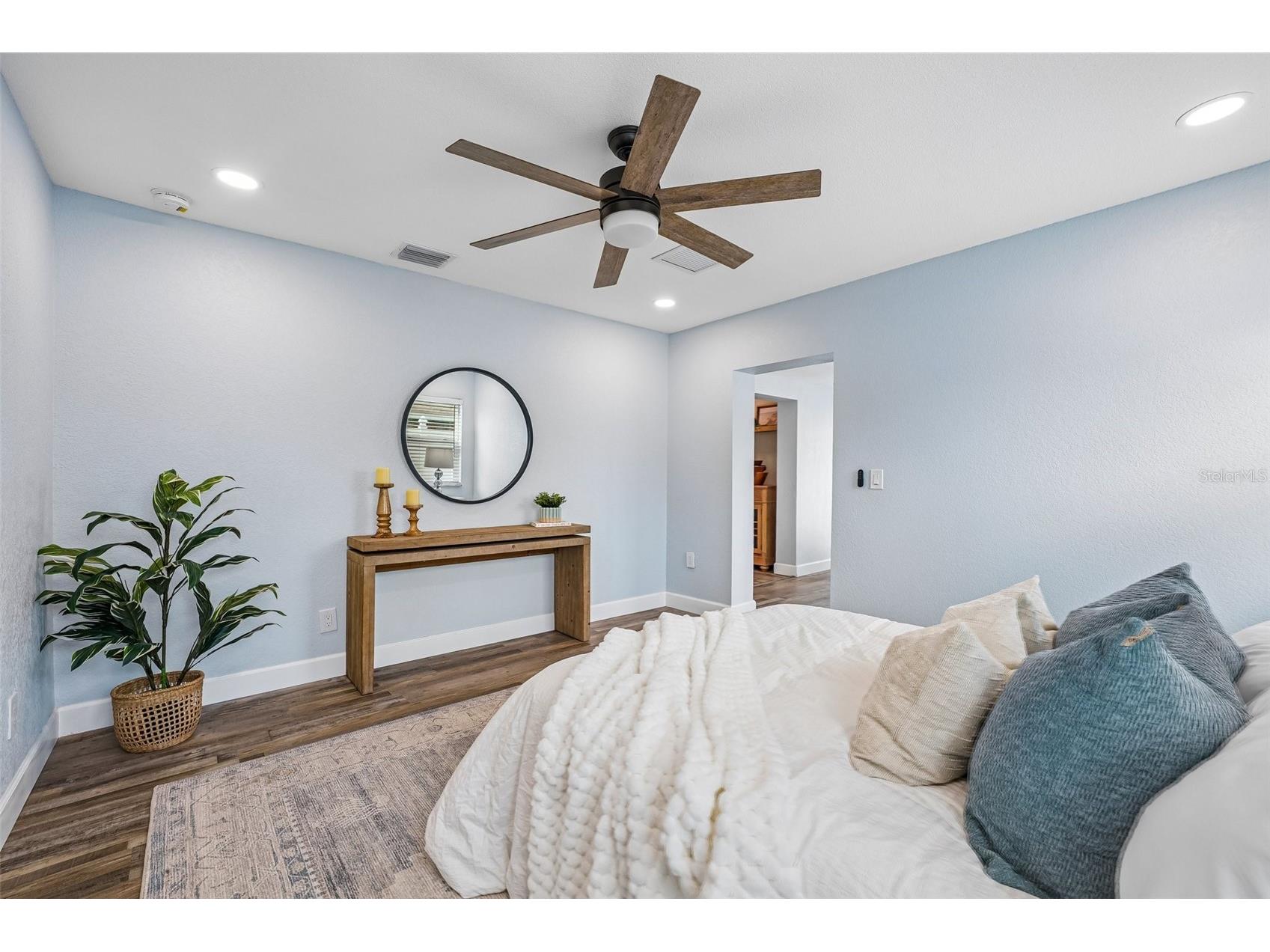 9725 48th Place N Saint Petersburg FL 33708 TB8516055 image23