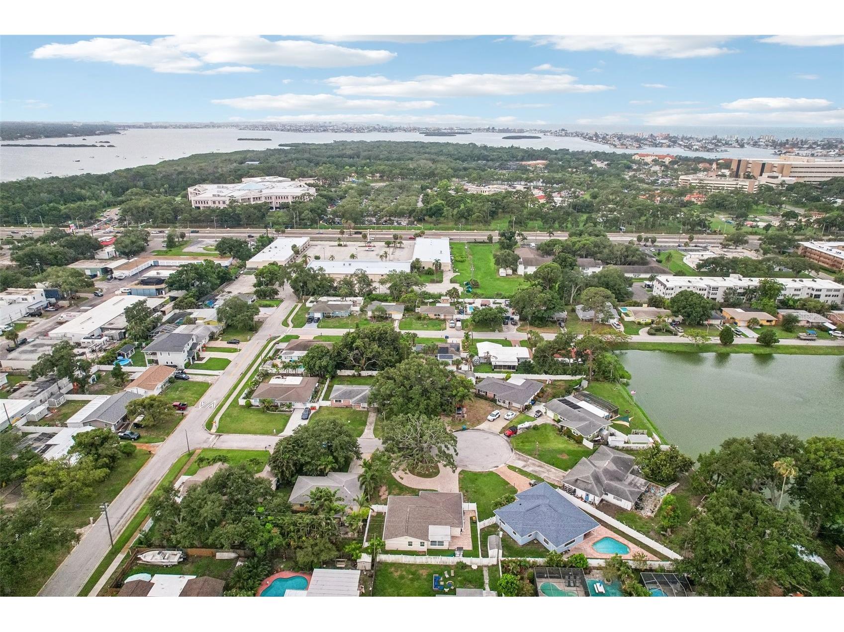 9725 48th Place N Saint Petersburg FL 33708 TB8516055 image47