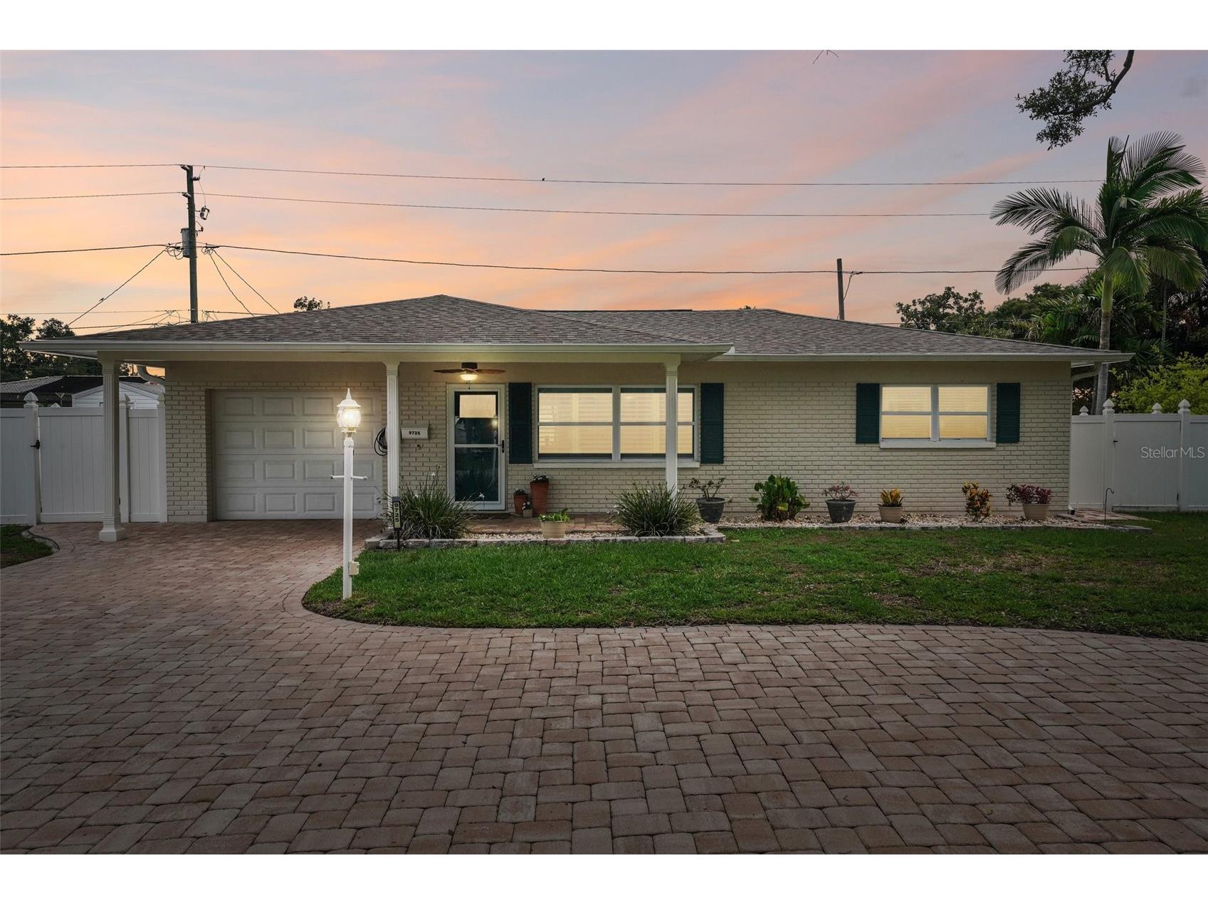 9725 48th Place N Saint Petersburg FL 33708 TB8516055 image51