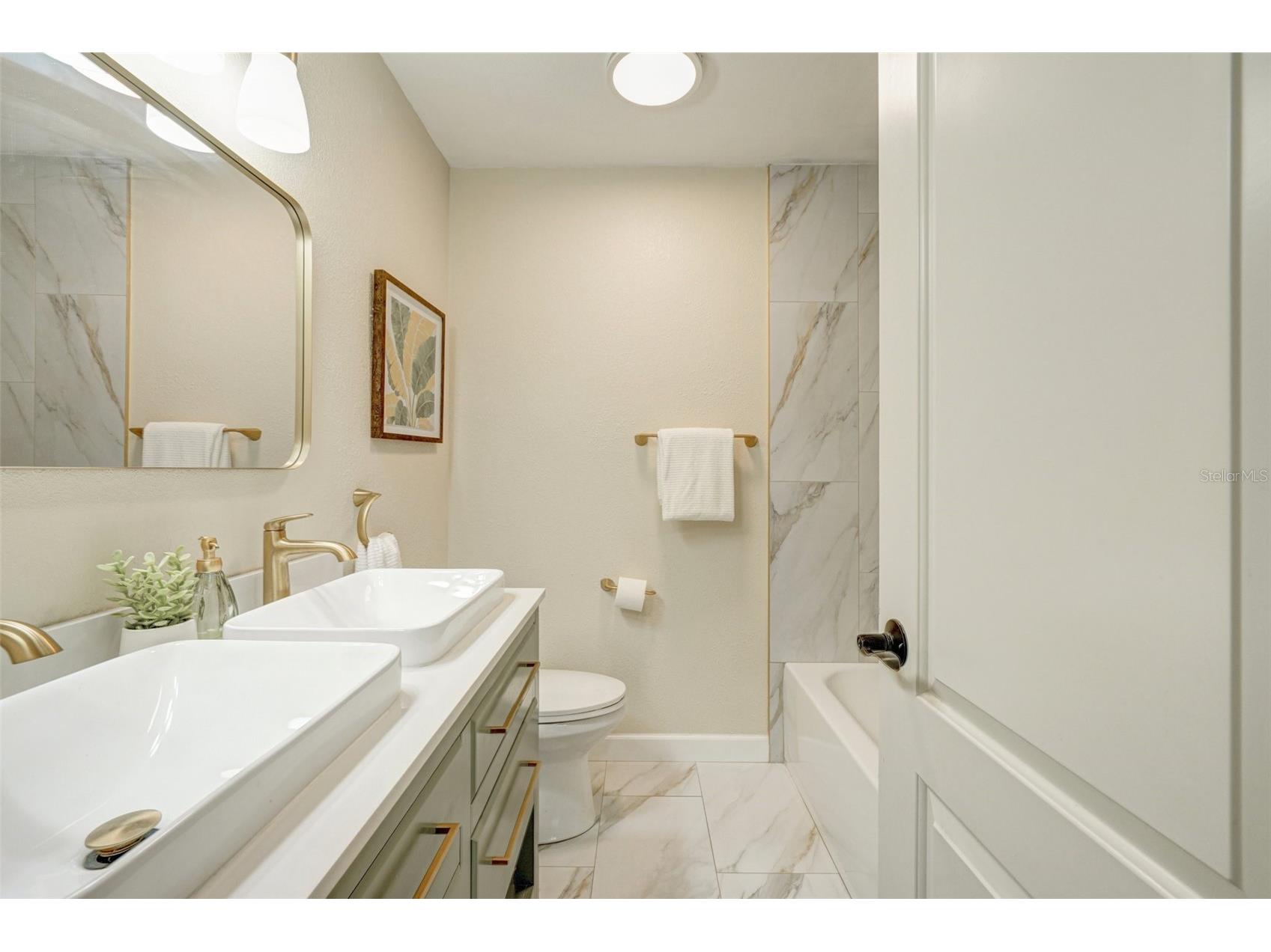 9725 48th Place N Saint Petersburg FL 33708 TB8516055 image9