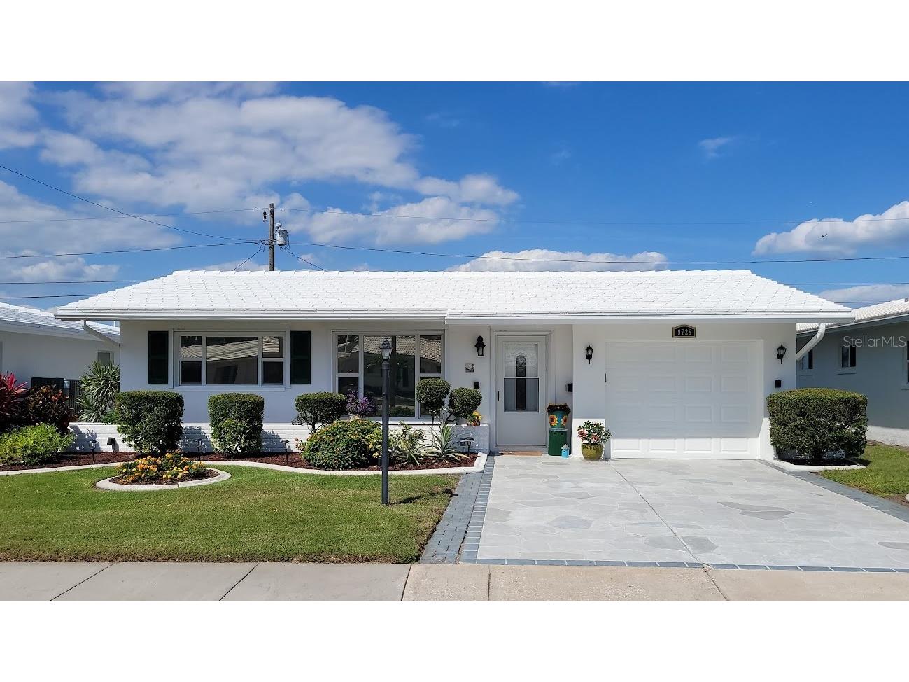 9725 Mainlands Boulevard W Pinellas Park FL 33782 - Tamarac Lake U8199898 image1
