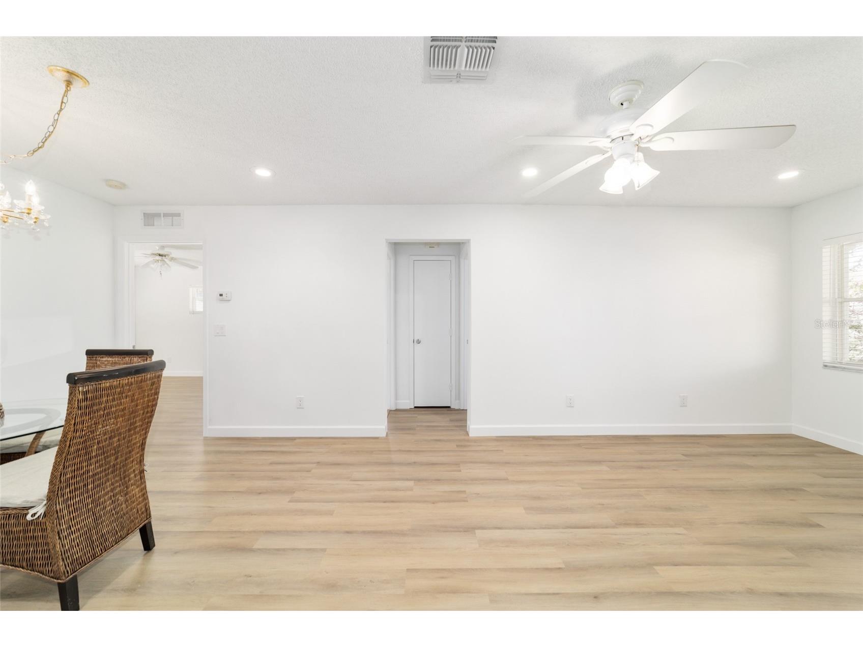 9725 SW 94 Terrace #C Ocala FL 34481 OM720616 image14