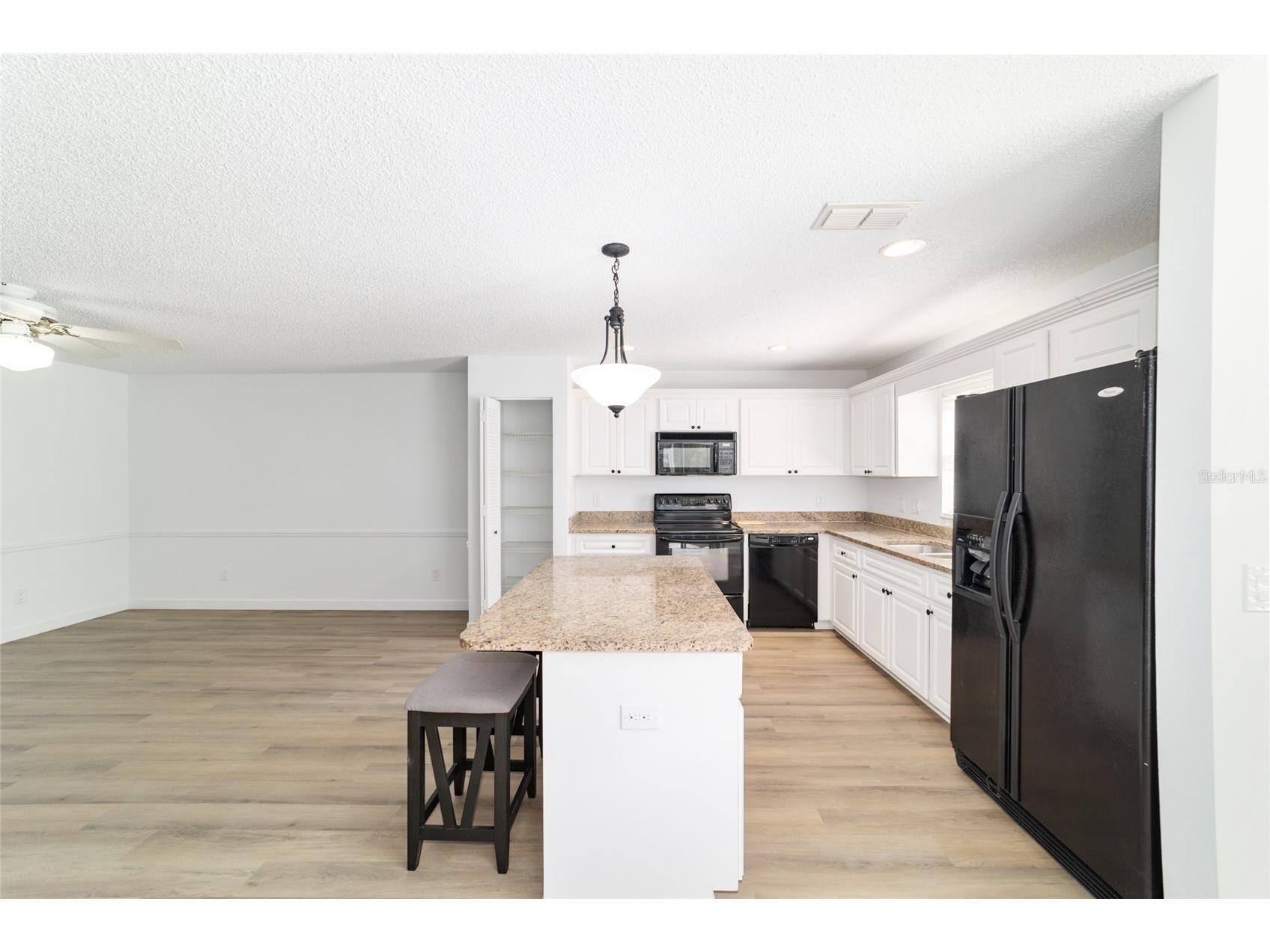 9725 SW 94 Terrace #C Ocala FL 34481 OM720616 image23