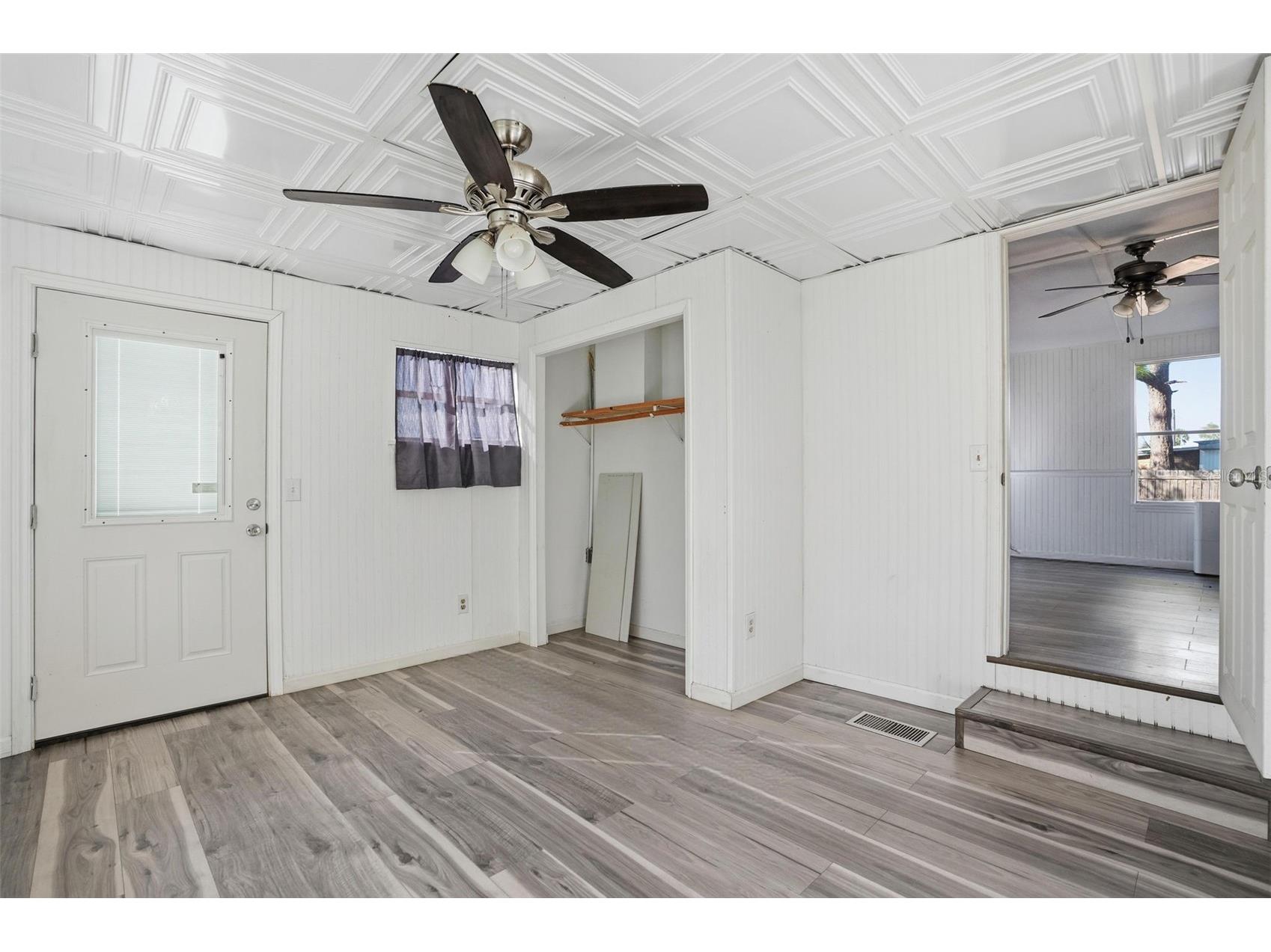 9727 Lake Drive Weeki Wachee FL 34613 W7882468 image12