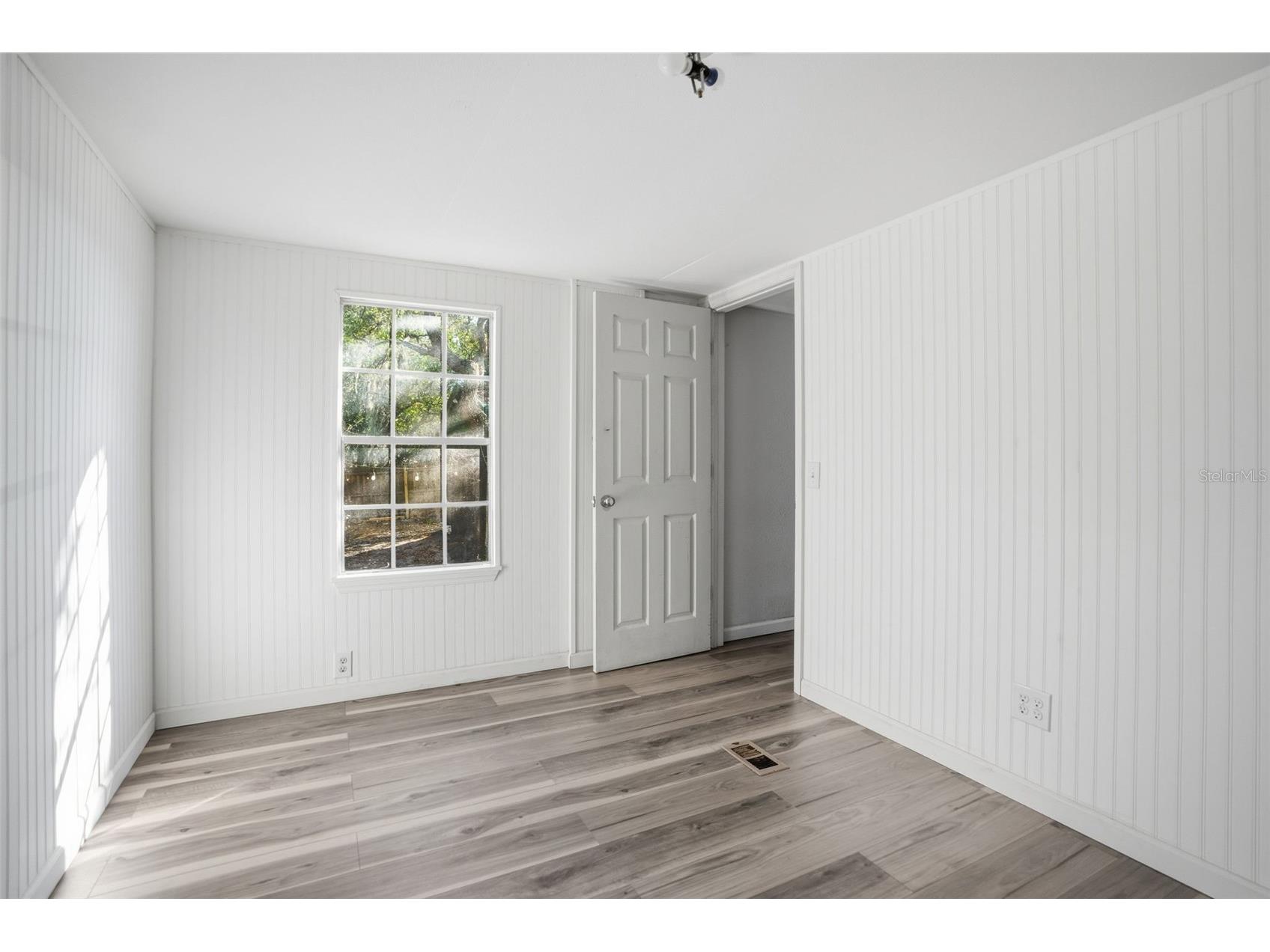 9727 Lake Drive Weeki Wachee FL 34613 W7882468 image15