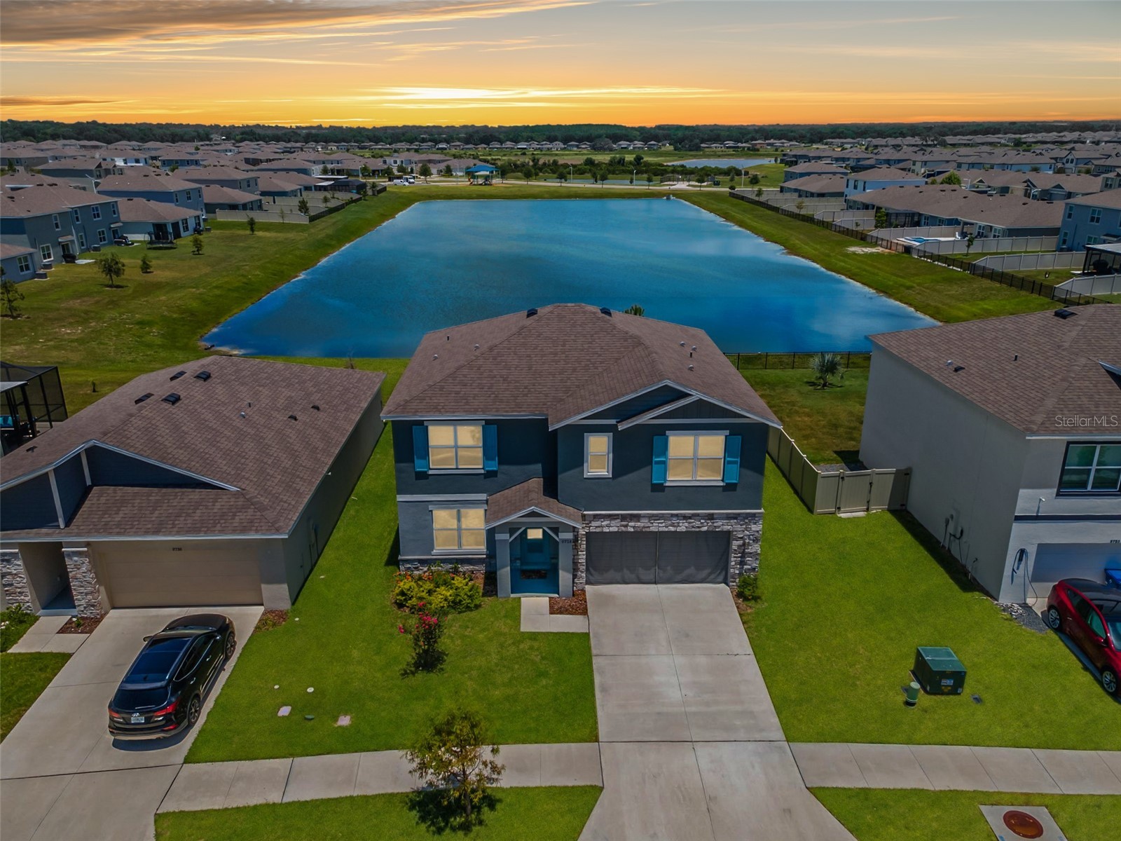 9728 Crescent Ray Drive Wesley Chapel FL 33545 TB8522710 image1