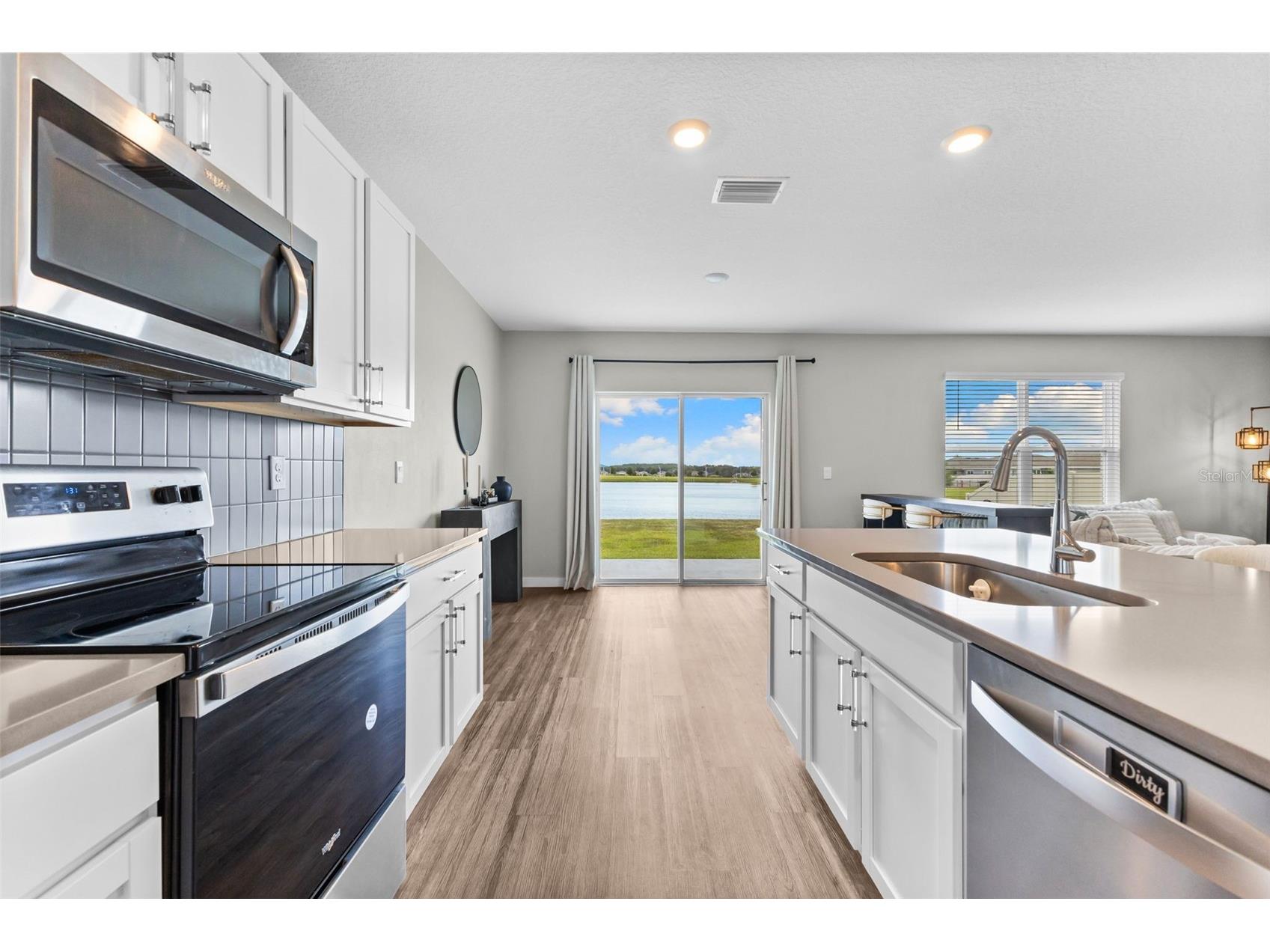 9728 Crescent Ray Drive Wesley Chapel FL 33545 TB8522710 image14