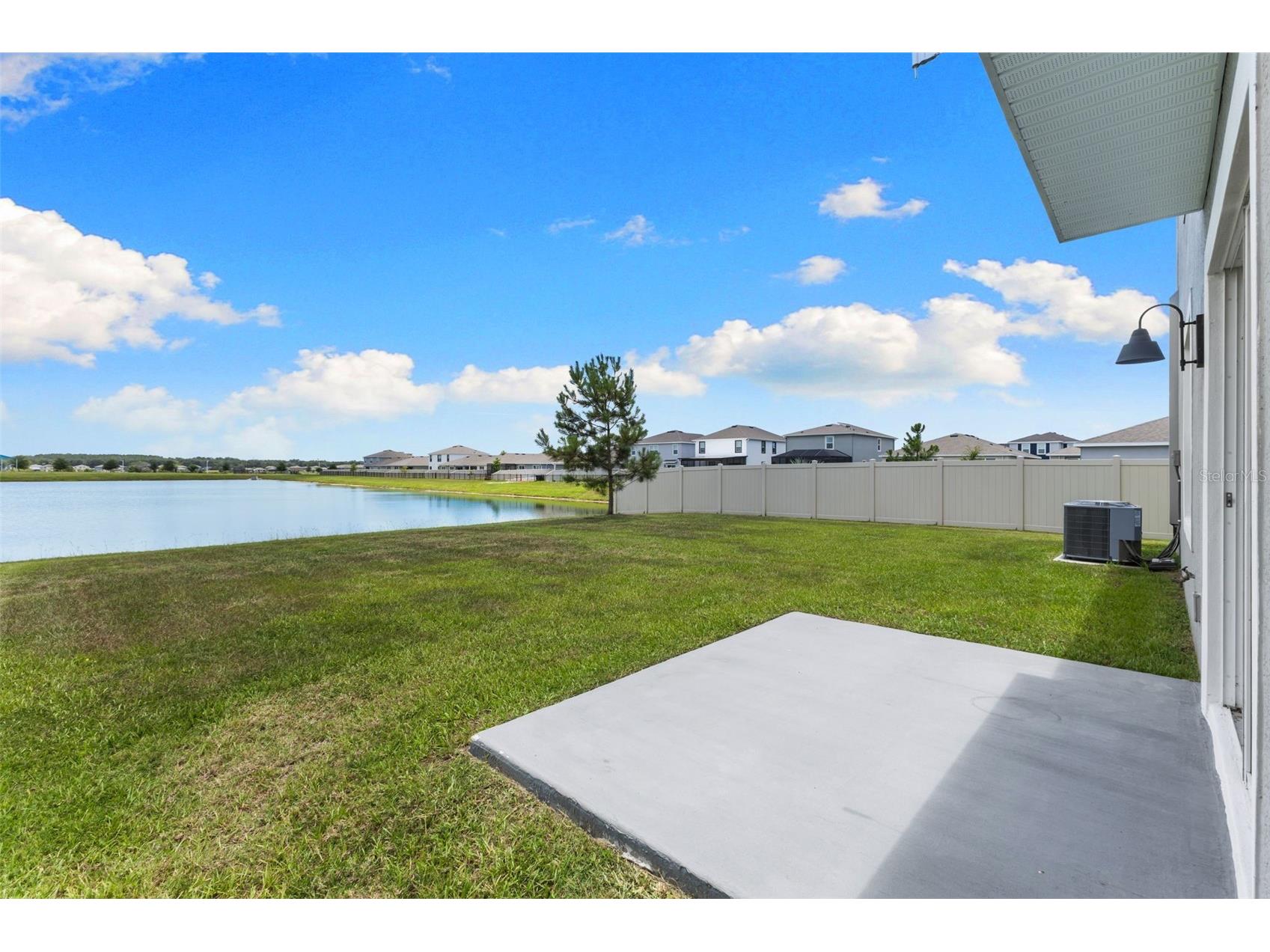 9728 Crescent Ray Drive Wesley Chapel FL 33545 TB8522710 image55
