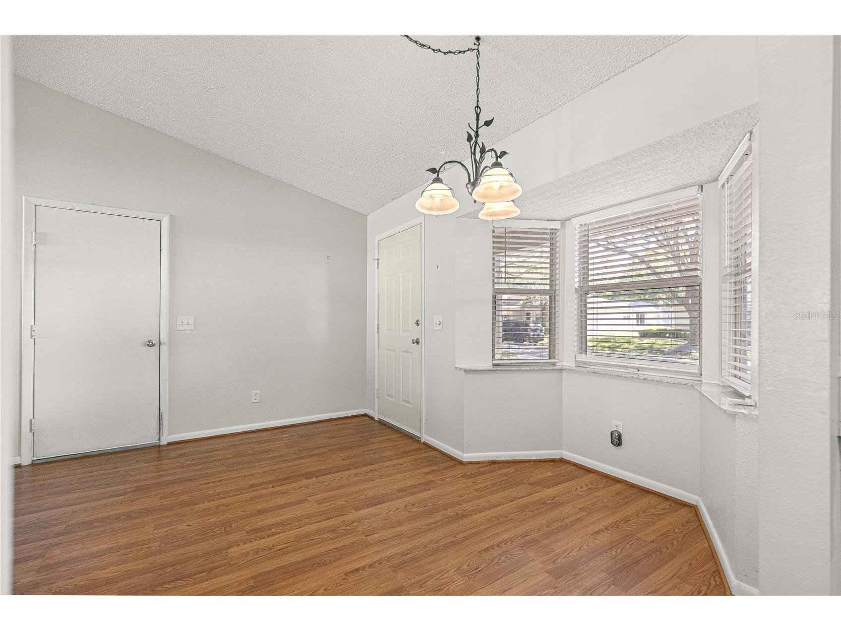 9728 SW 94th Court #B Ocala FL 34481 OM723282 image10