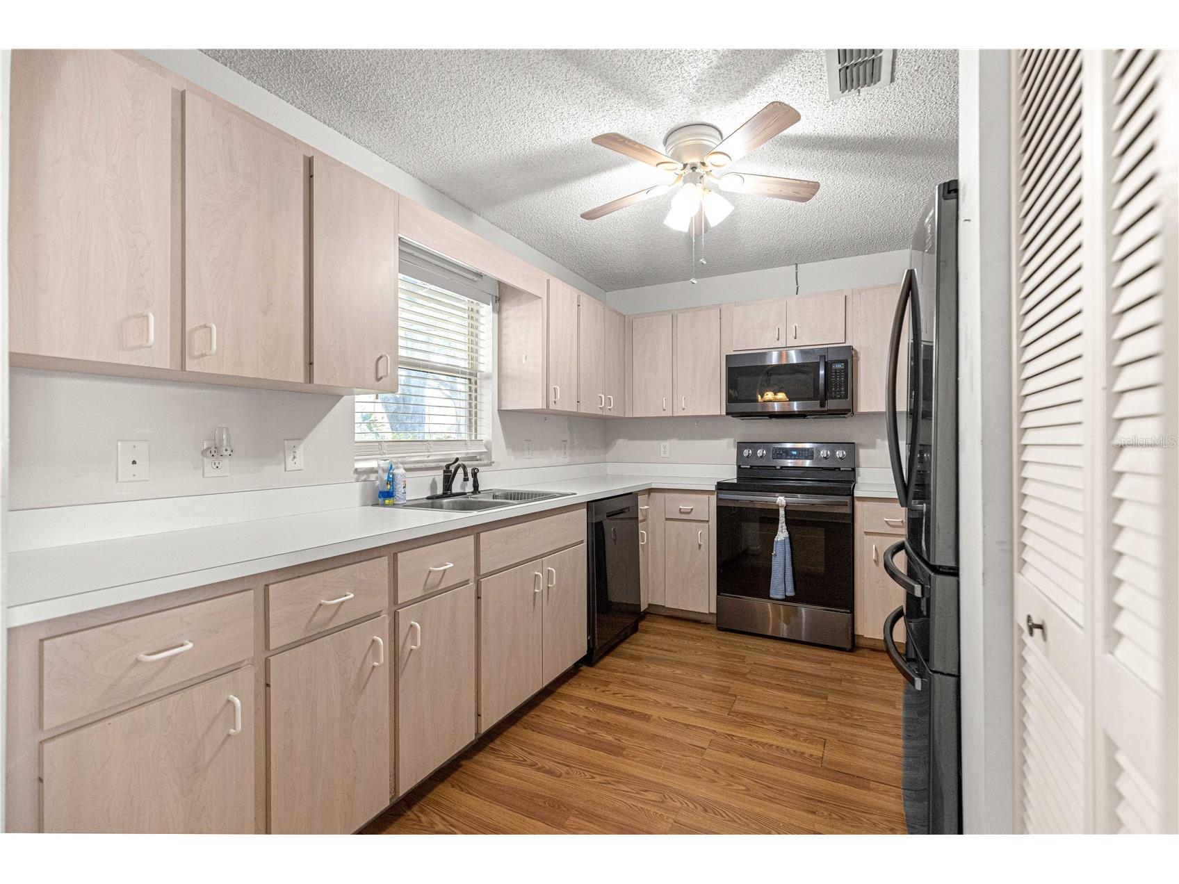 9728 SW 94th Court #B Ocala FL 34481 OM723282 image11