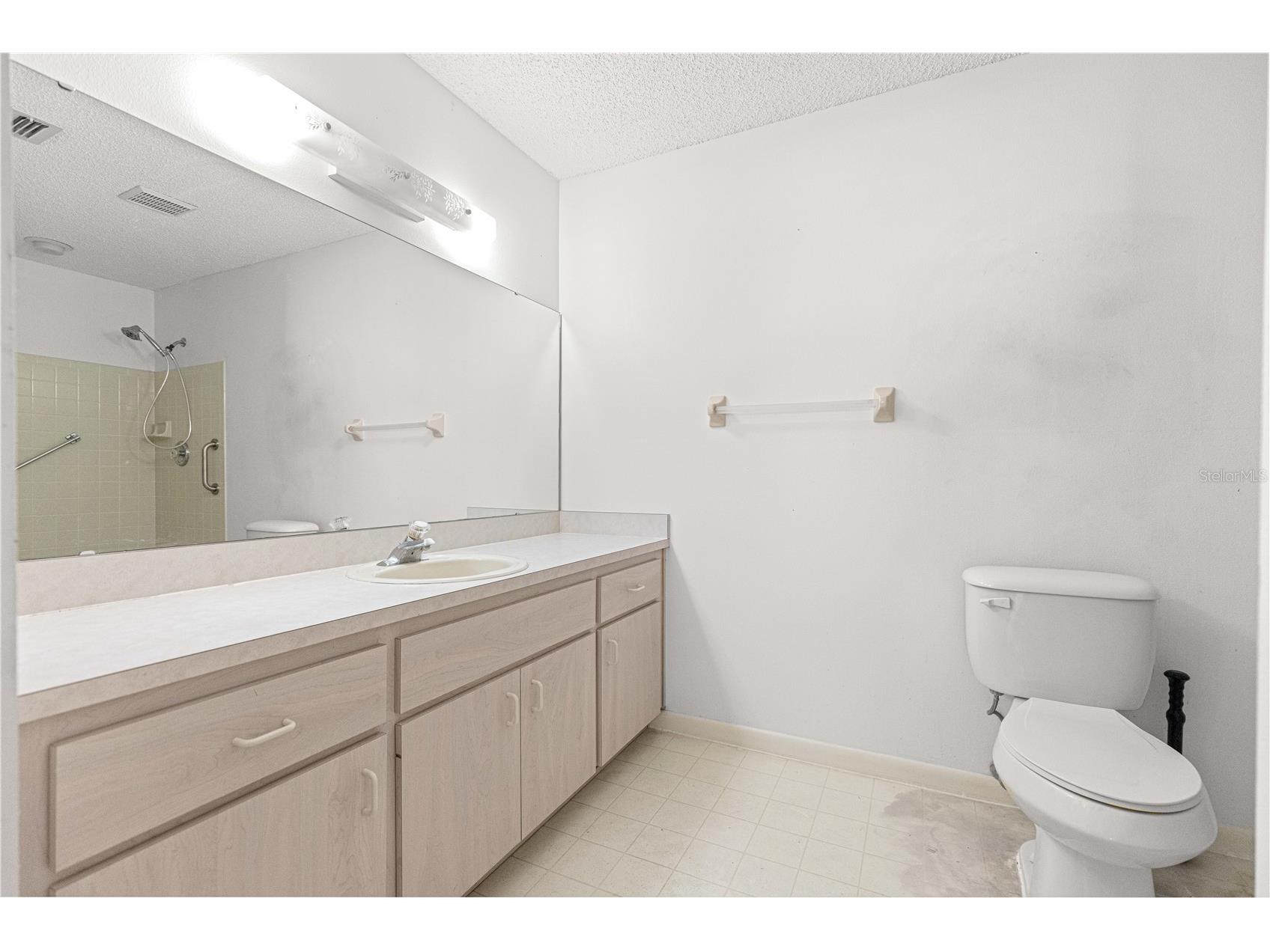 9728 SW 94th Court #B Ocala FL 34481 OM723282 image23