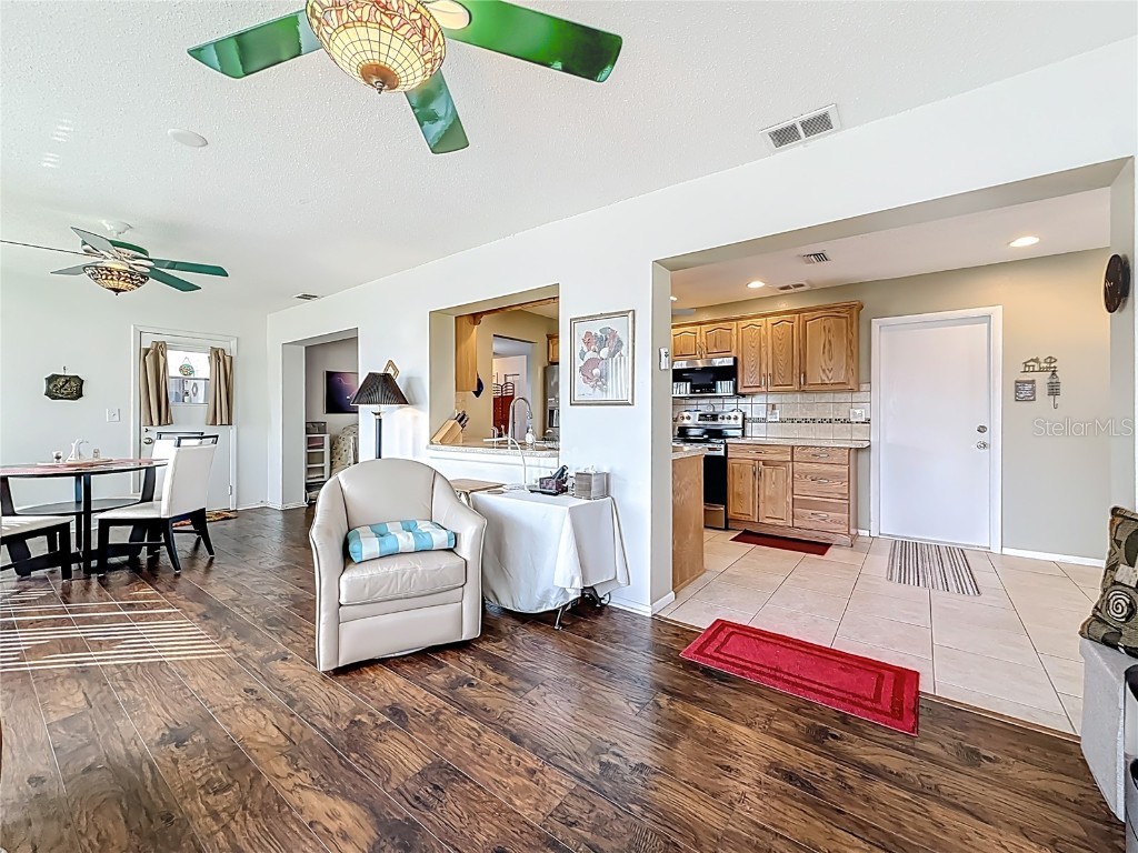 9729 36th Way N #4 Pinellas Park FL 33782 TB8454536 image18