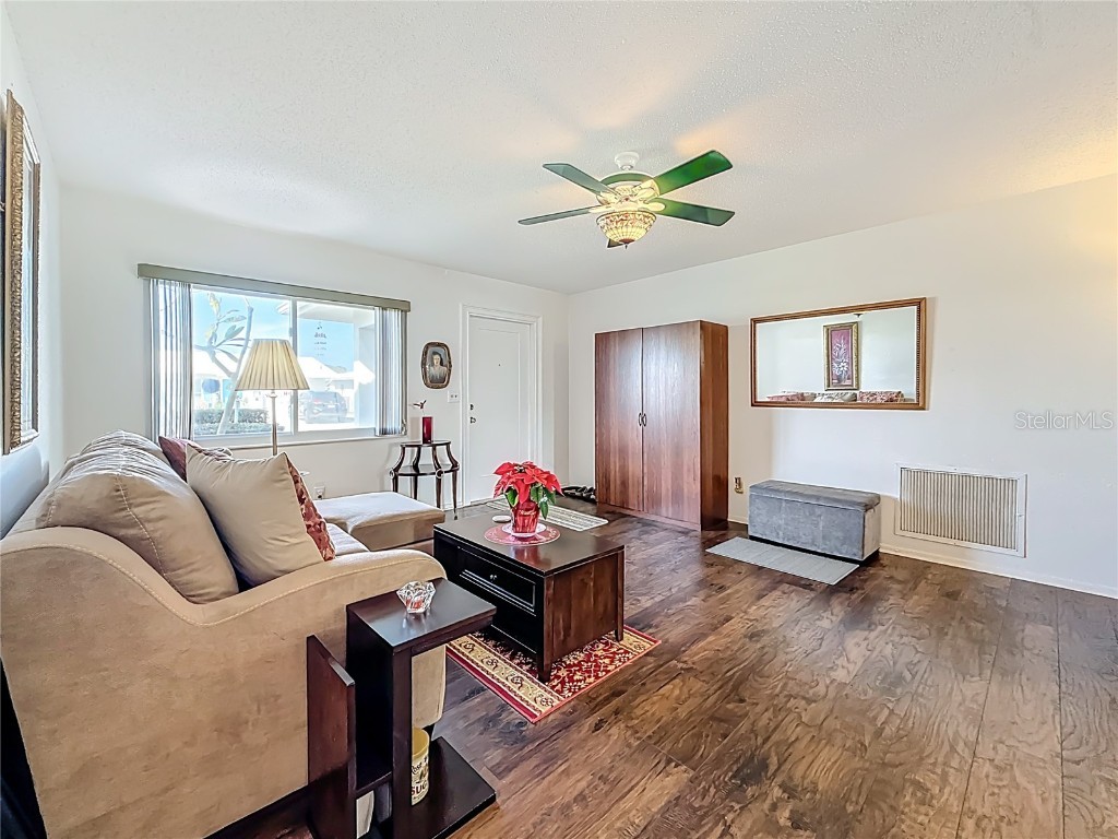 9729 36th Way N #4 Pinellas Park FL 33782 TB8454536 image6