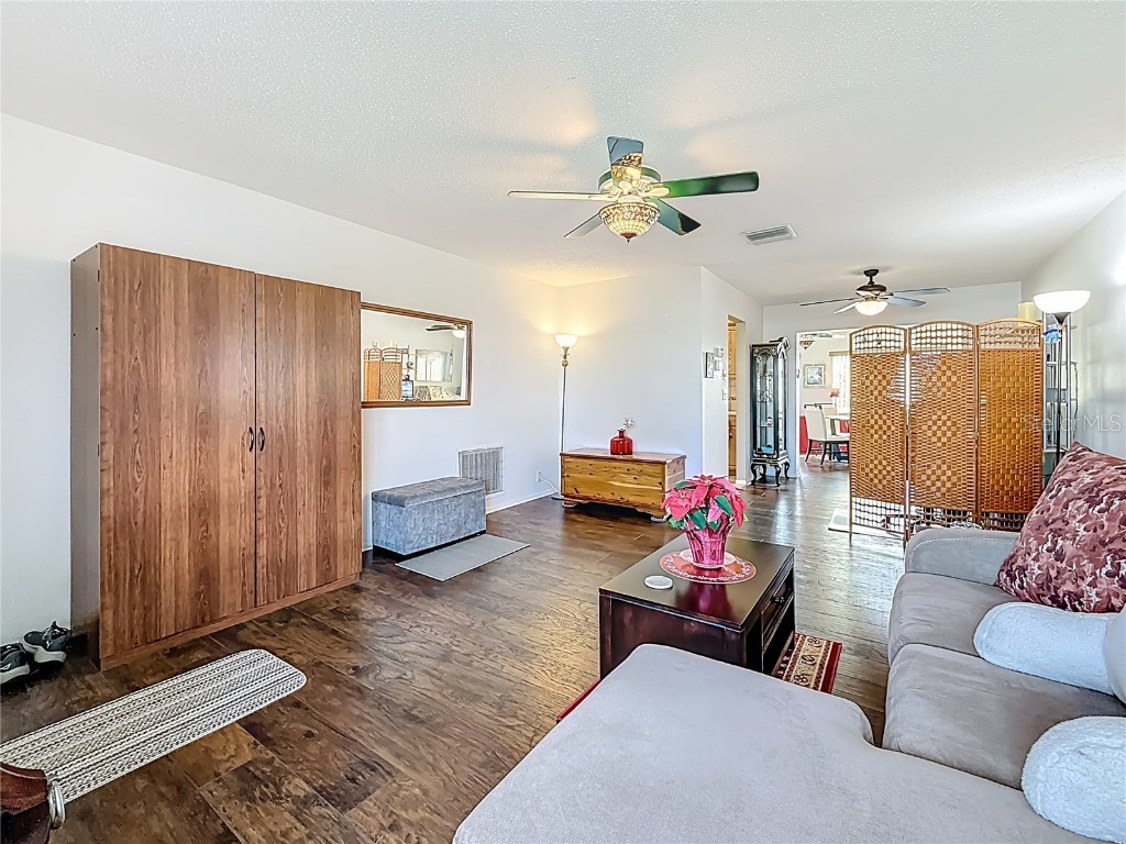 9729 36th Way N #4 Pinellas Park FL 33782 TB8454536 image9