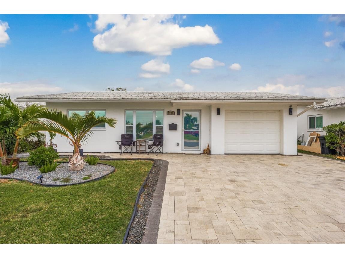 9729 37th Street N #4 Pinellas Park FL 33782 U8227035 image1