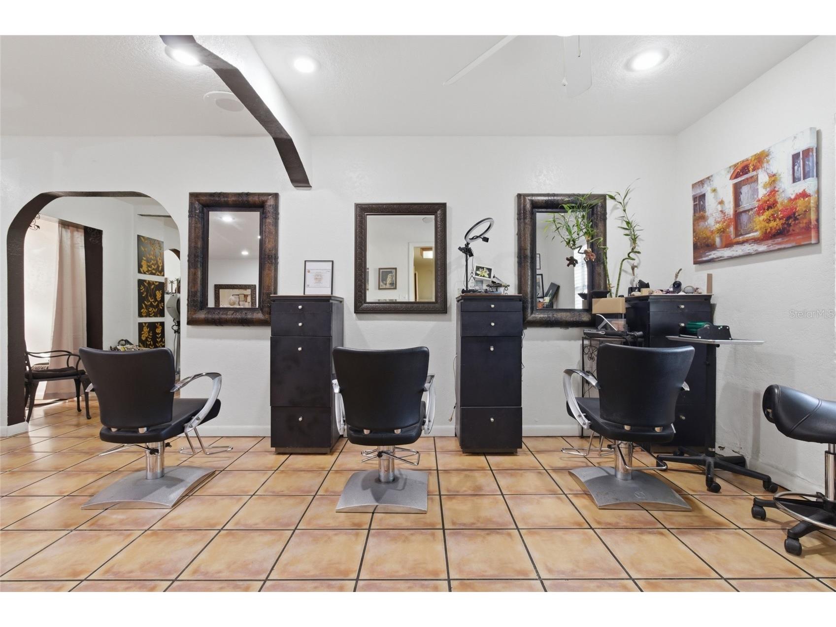 9729 N Armenia Avenue Tampa FL 33612 TB8485216 image12