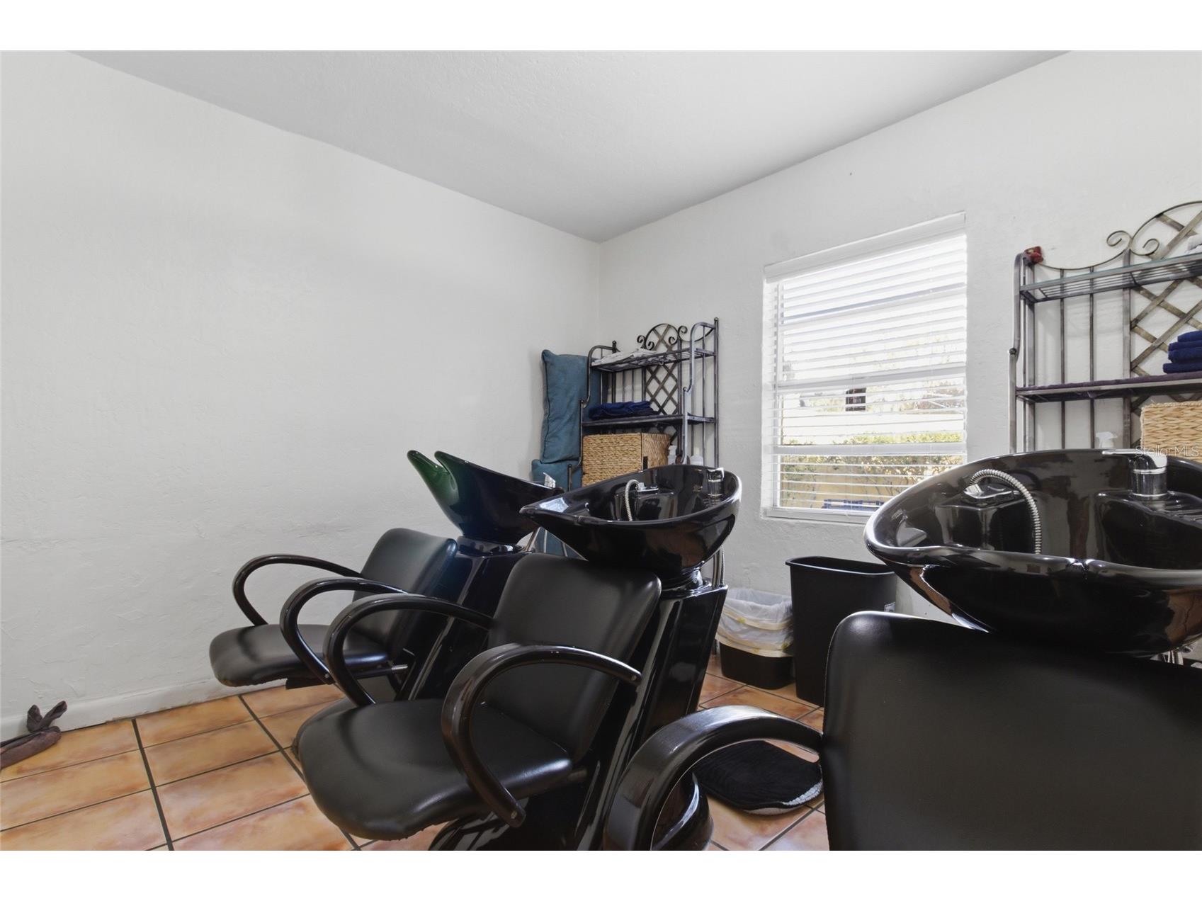 9729 N Armenia Avenue Tampa FL 33612 TB8485216 image20