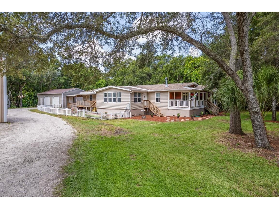 9730 93rd Street Seminole FL 33777 T3459641 image1