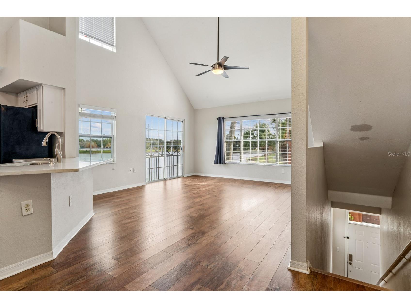 9730 Lake Chase Island Way #9730 Tampa FL 33626 W7882031 image4