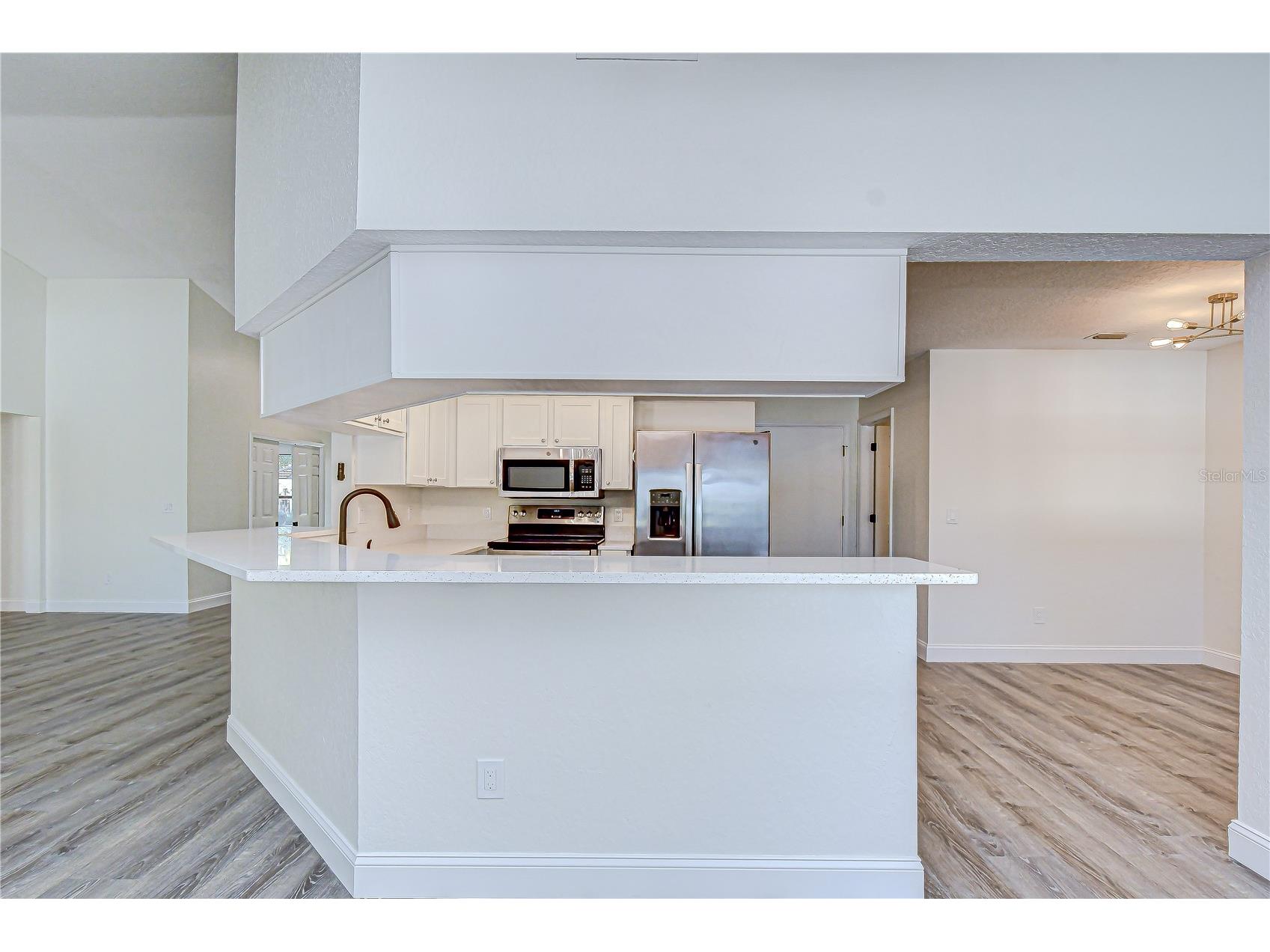 9731 62nd Avenue N Saint Petersburg FL 33708 TB8473105 image15