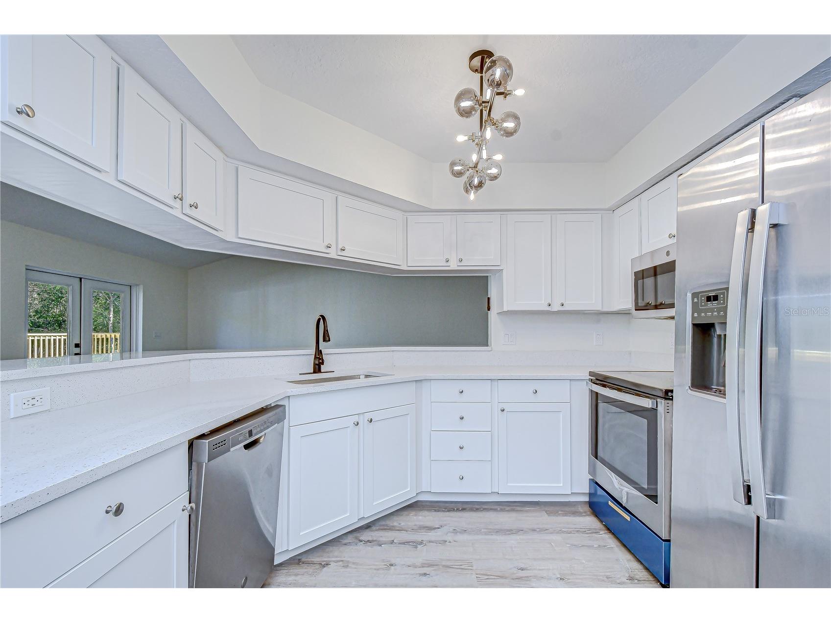 9731 62nd Avenue N Saint Petersburg FL 33708 TB8473105 image18