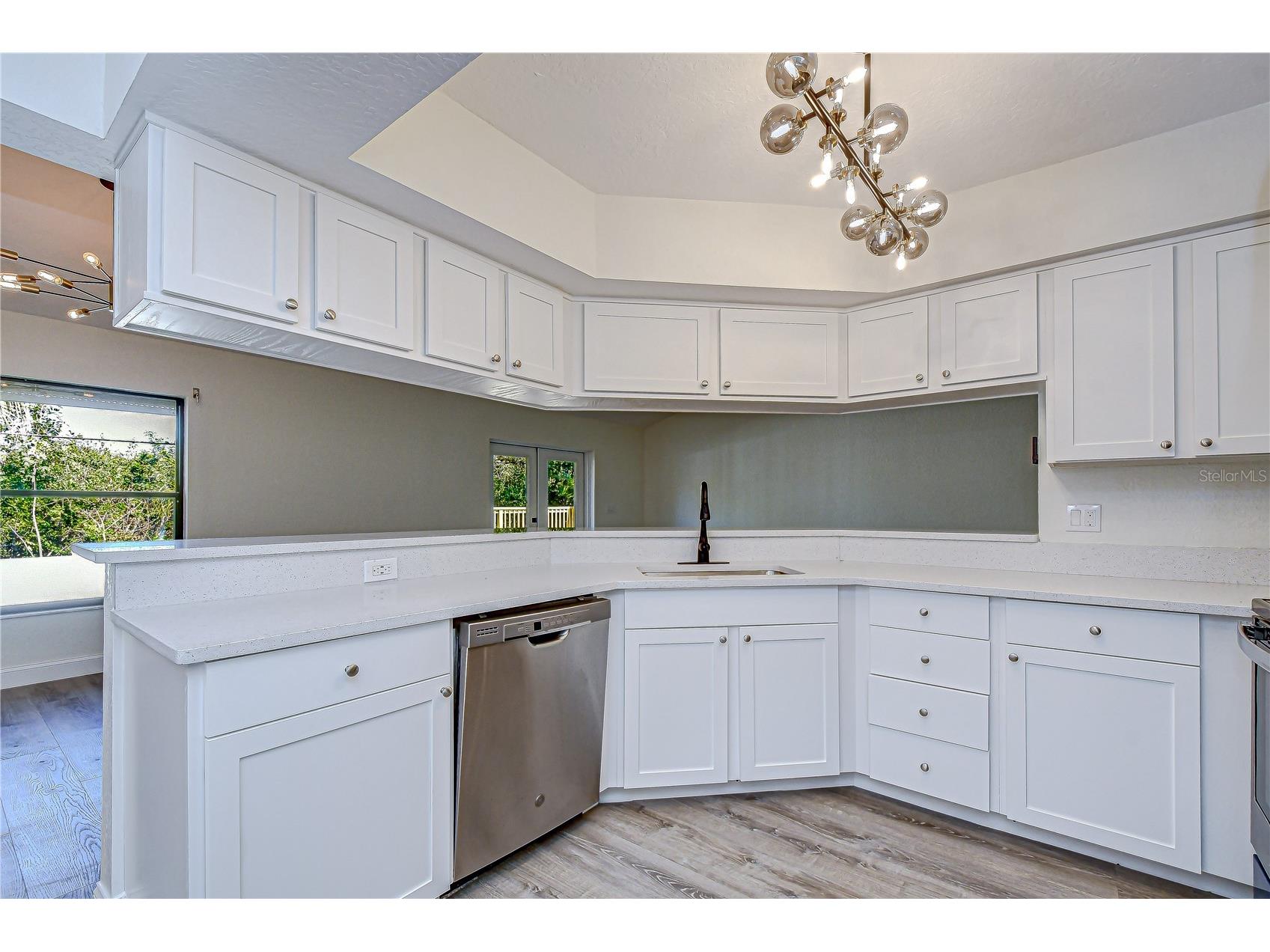 9731 62nd Avenue N Saint Petersburg FL 33708 TB8473105 image19