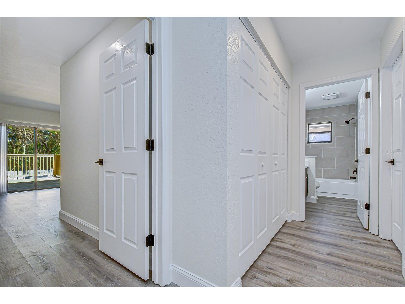 9731 62nd Avenue N Saint Petersburg FL 33708 TB8473105 image33