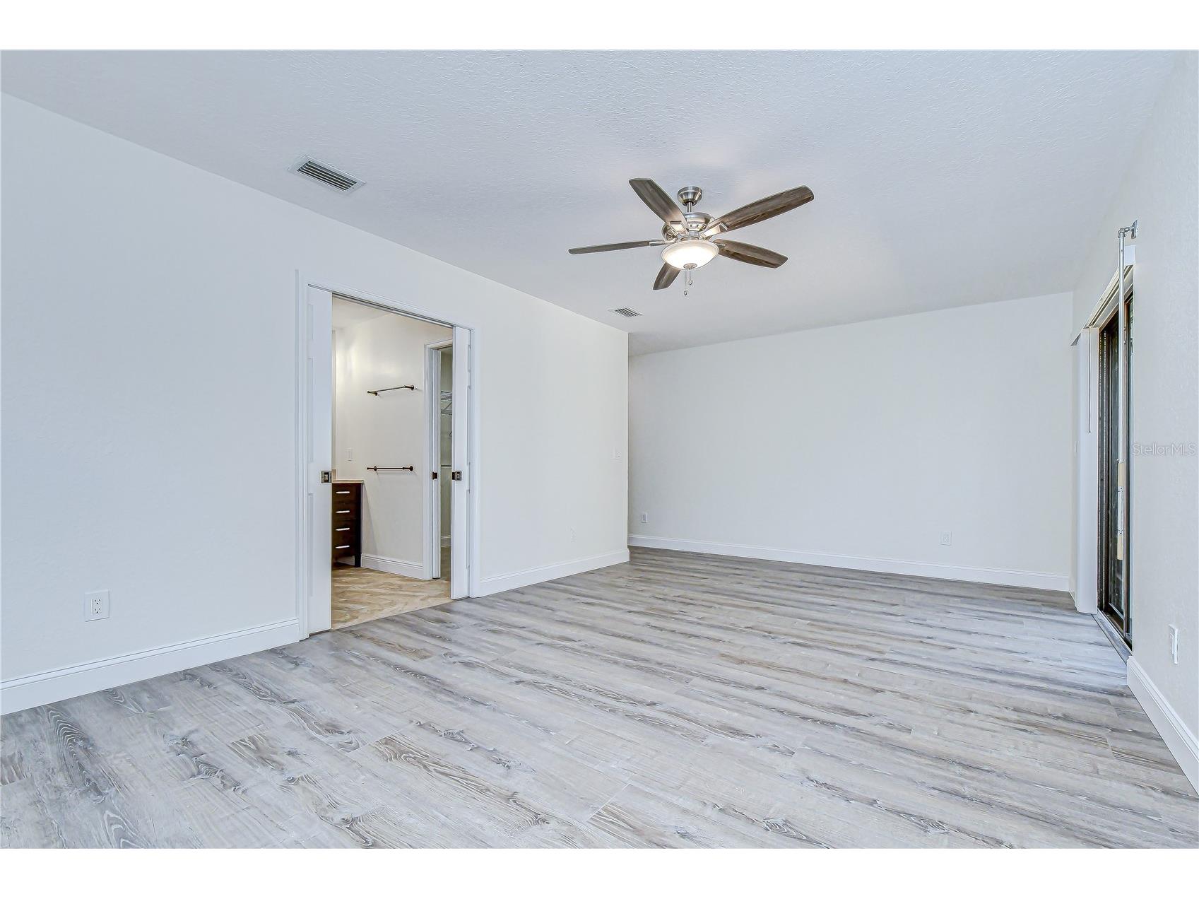9731 62nd Avenue N Saint Petersburg FL 33708 TB8473105 image38