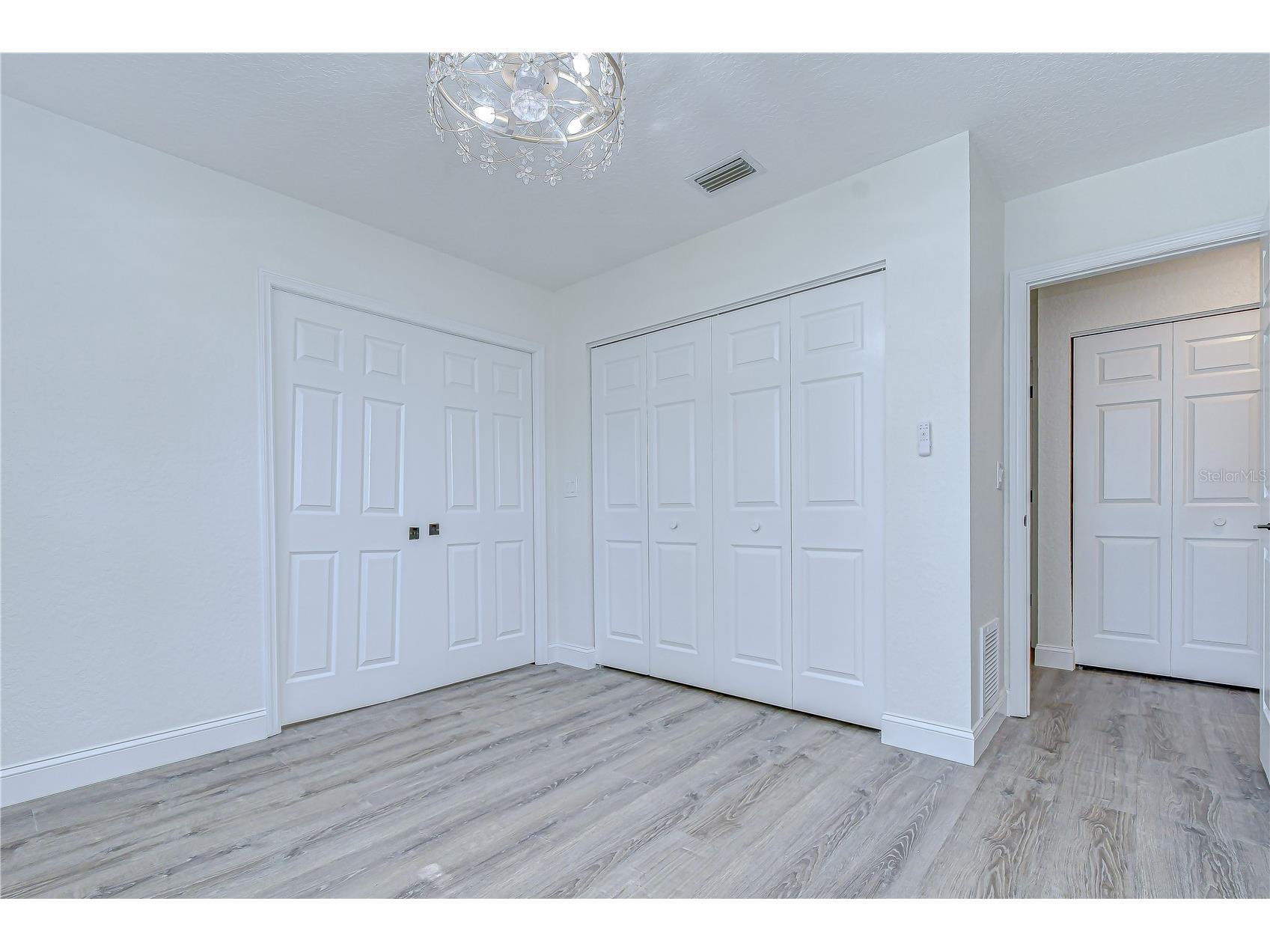 9731 62nd Avenue N Saint Petersburg FL 33708 TB8473105 image44