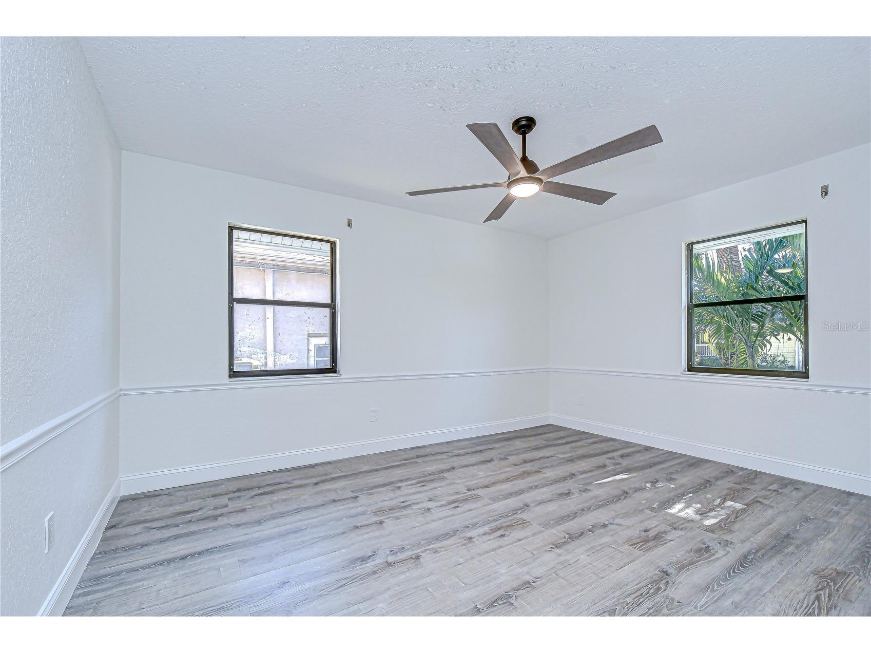 9731 62nd Avenue N Saint Petersburg FL 33708 TB8473105 image47