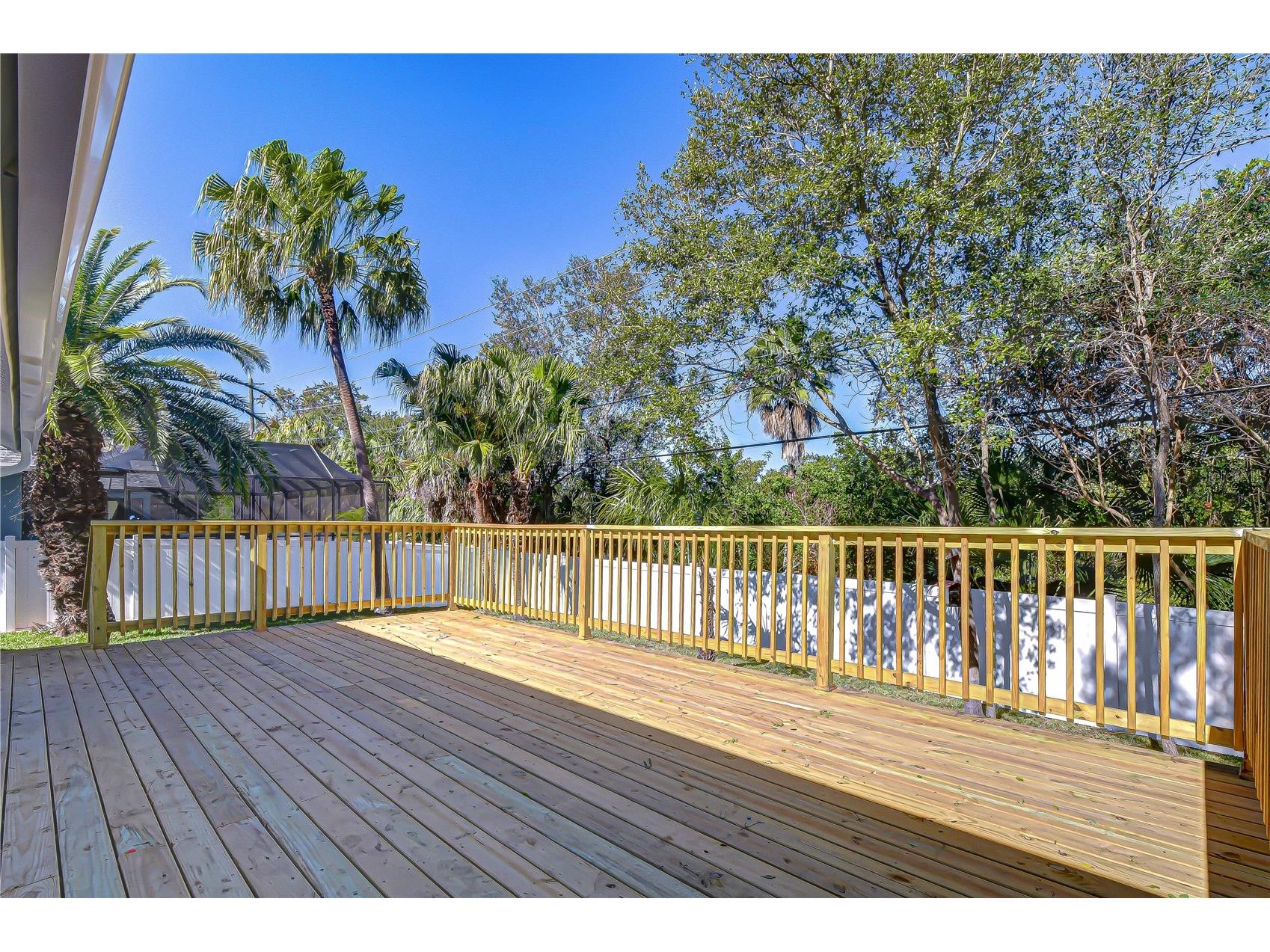 9731 62nd Avenue N Saint Petersburg FL 33708 TB8473105 image59