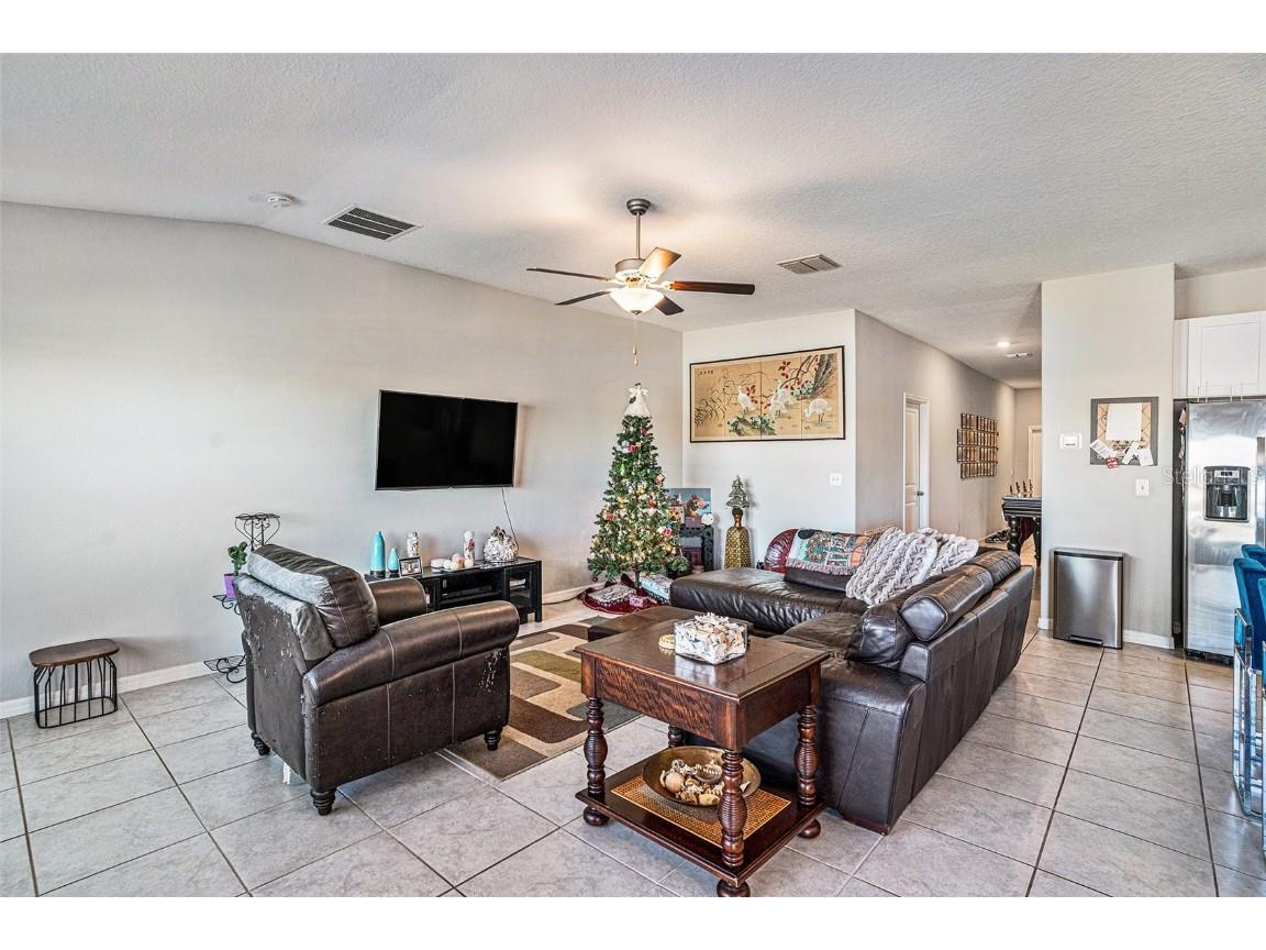 9731 Lemon Drop Loop Ruskin FL 33573 TB8457520 image9