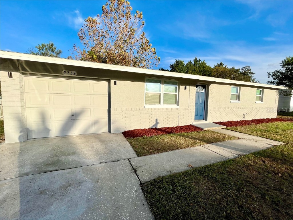 9732 Bayside Court Spring Hill FL 34608 W7859329 image1