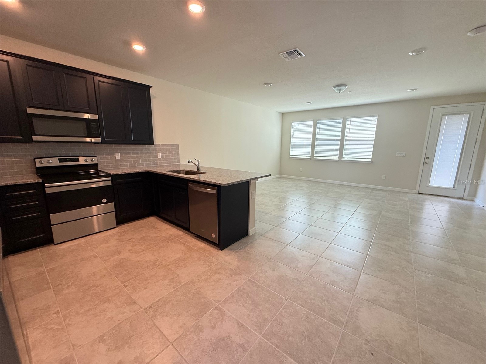 9732 Brown Burrow Street Orlando FL 32829 S5149709 image4