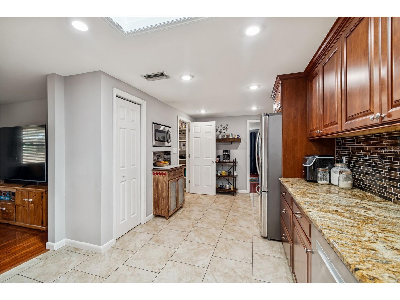9732 Casey Drive New Port Richey FL 34654 W7882442 image13